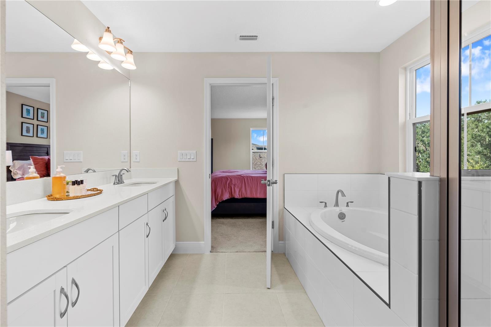 14868 SUMMER BRANCH DR, LITHIA, FL, 33547