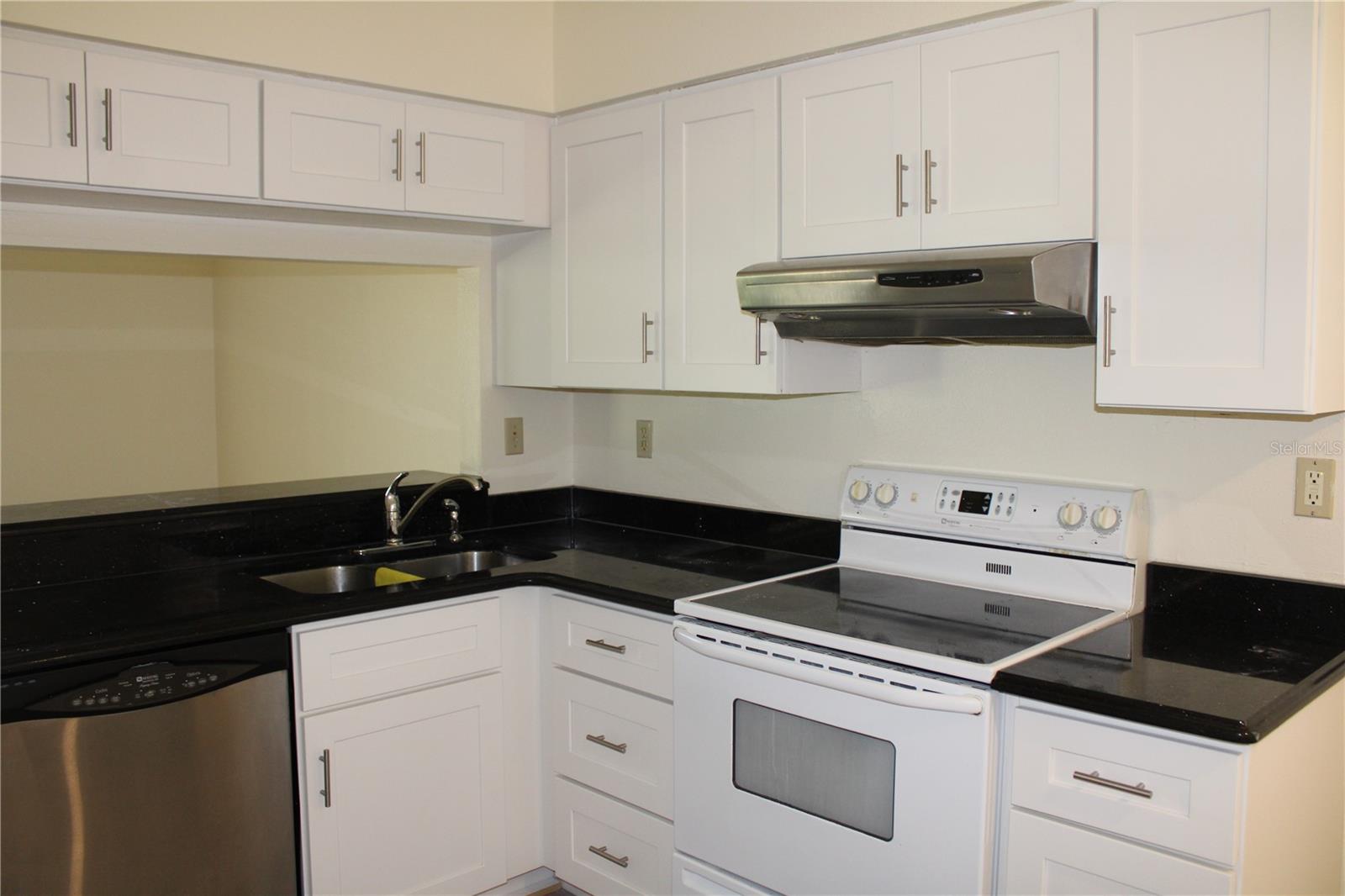 3703 75TH TER E, SARASOTA, FL, 34243