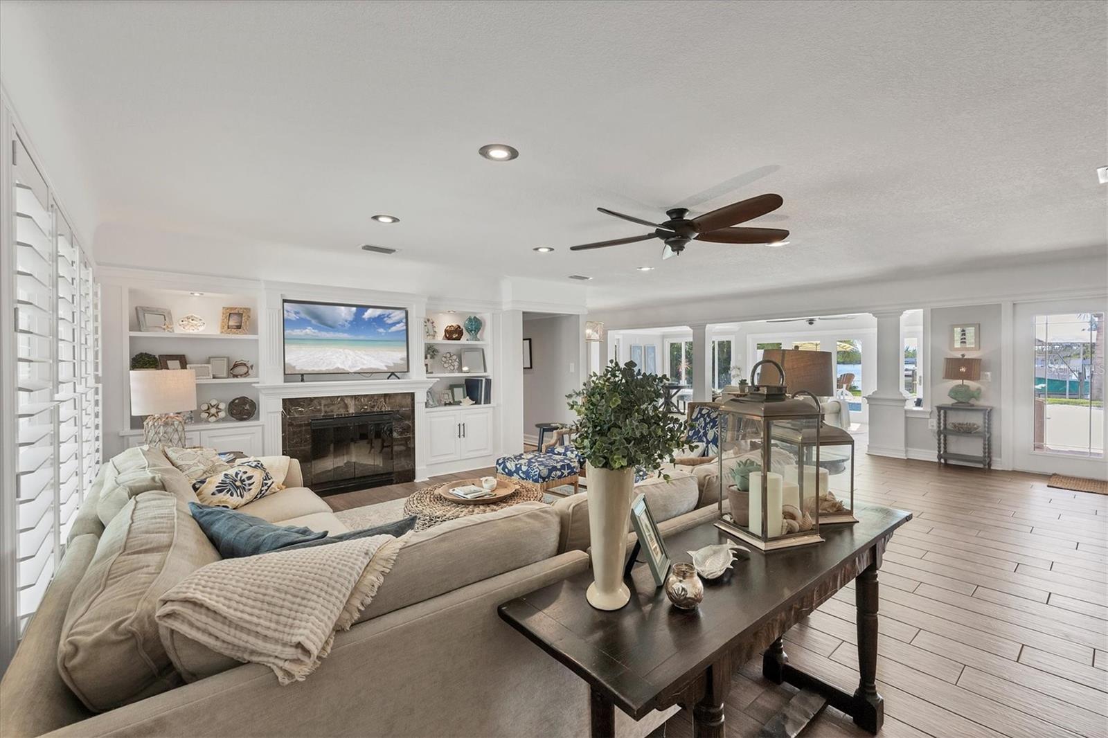 D6144298 Property Photo