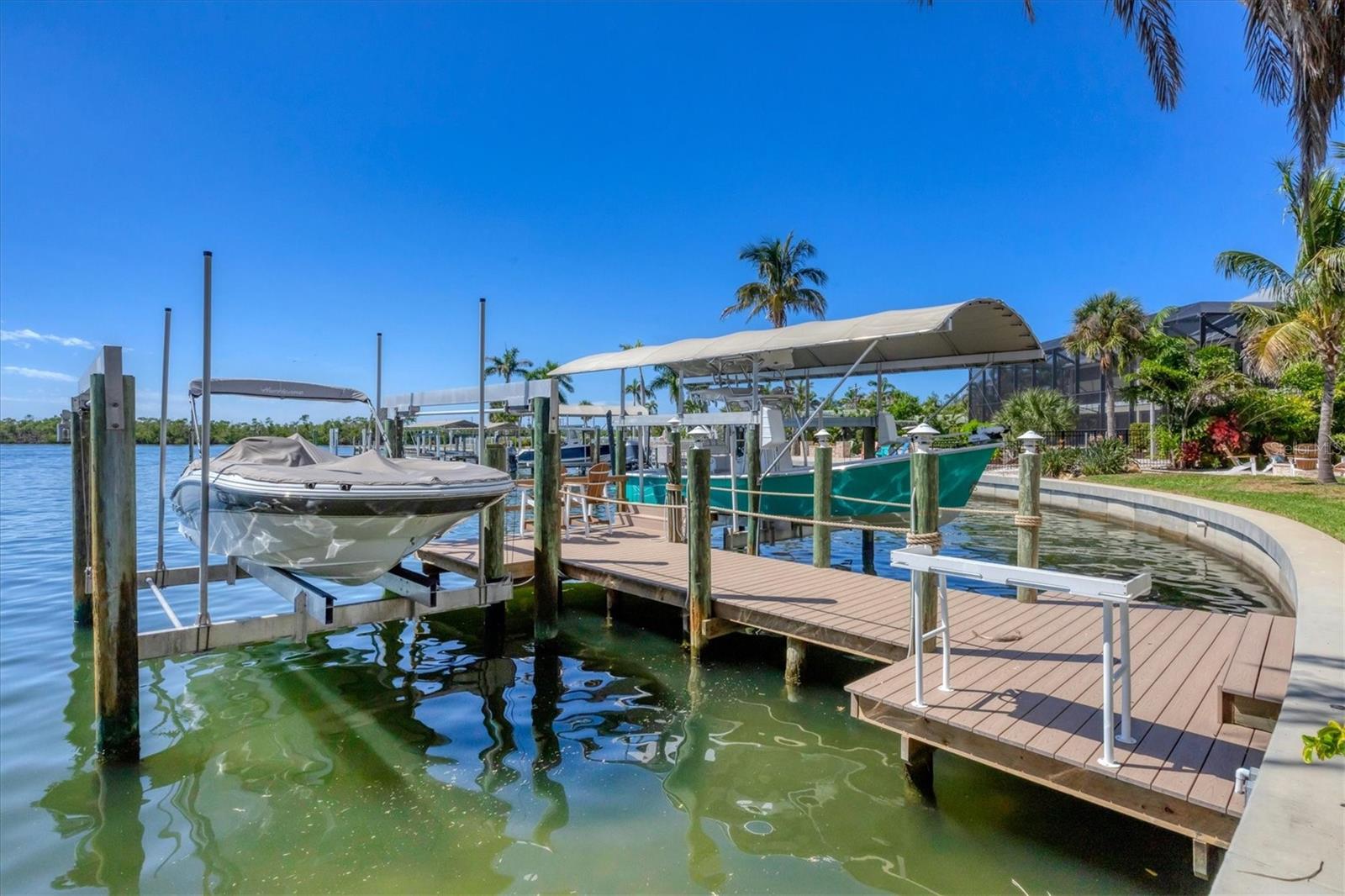 D6144298 Property Photo