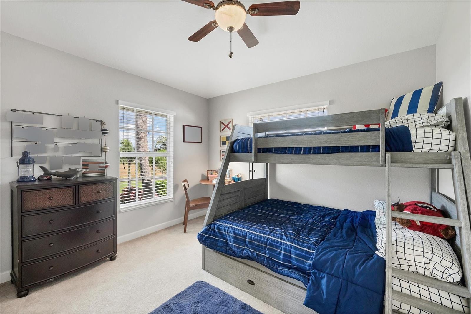 D6144298 Property Photo