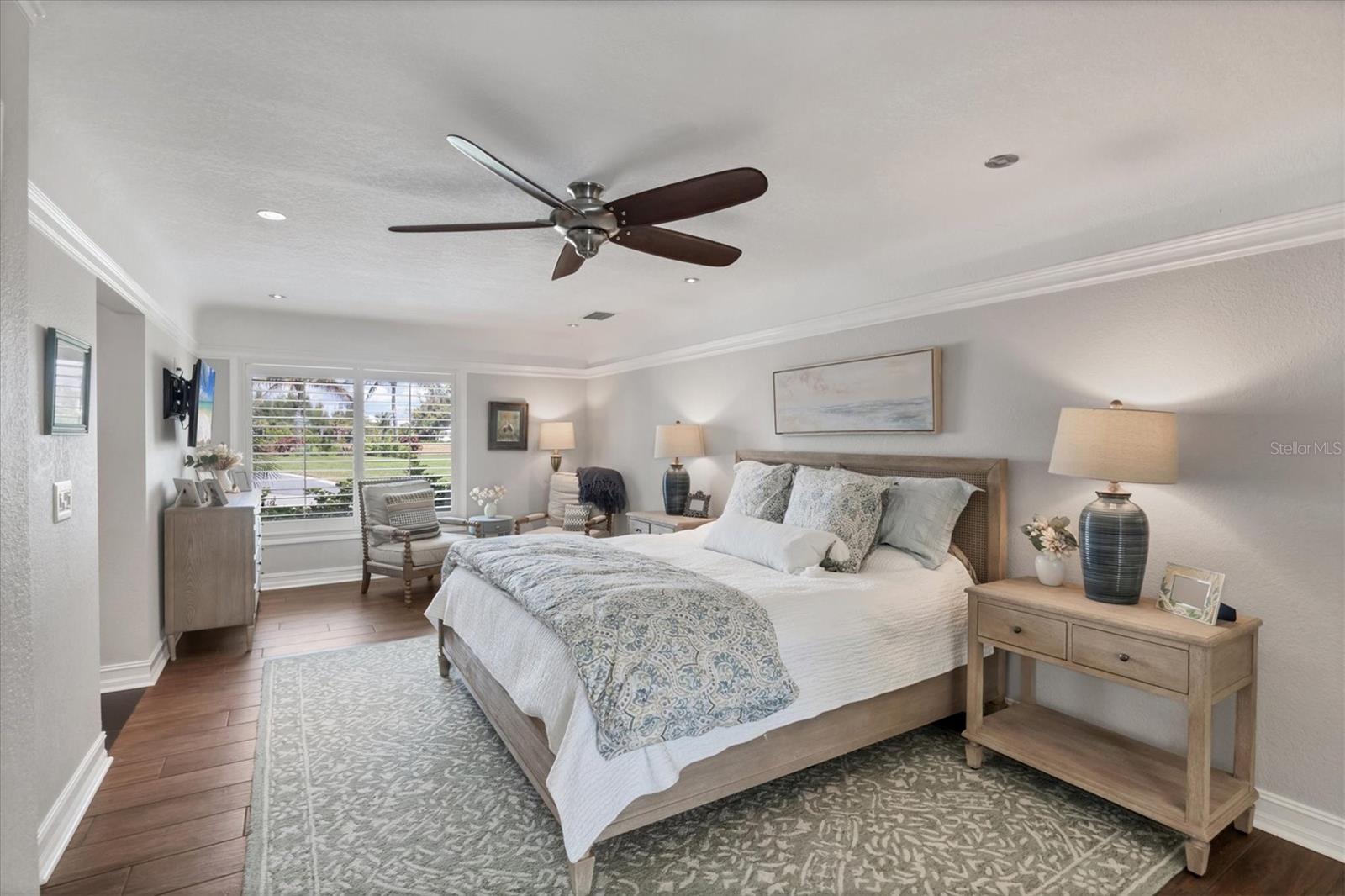 D6144298 Property Photo