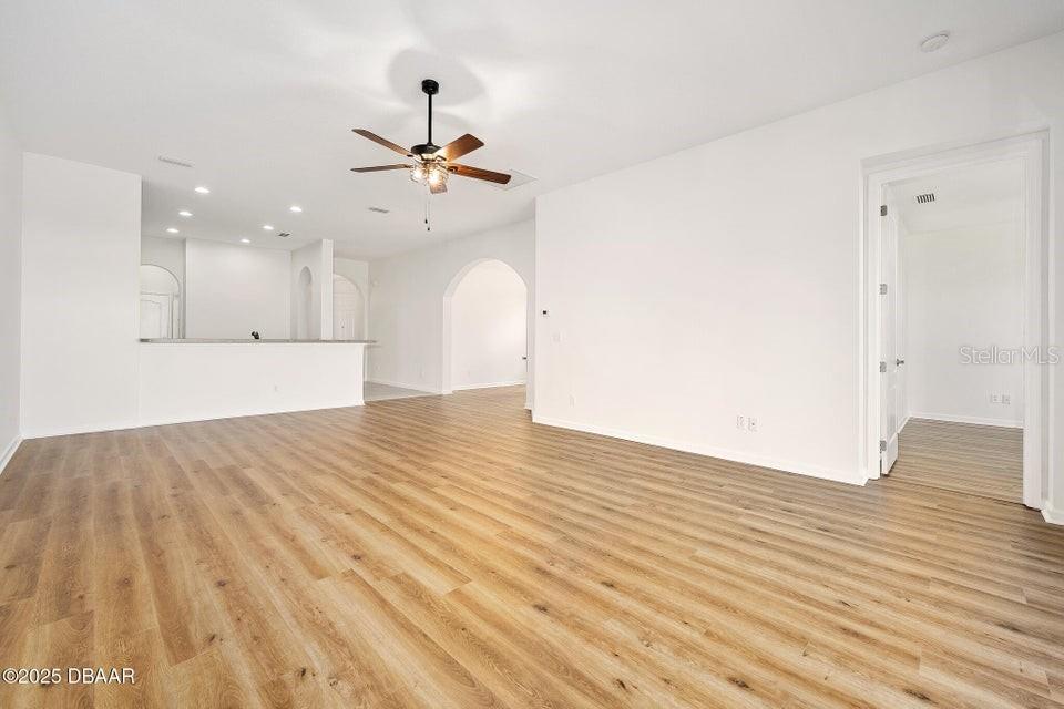 188 MENDOZA CIR, DAYTONA BEACH, FL, 32124