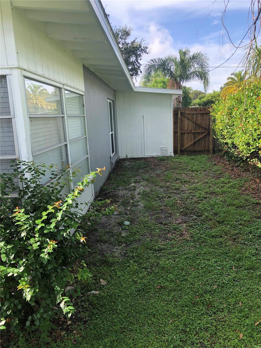 2921 GREENBRIAR ST, SARASOTA, FL, 34237