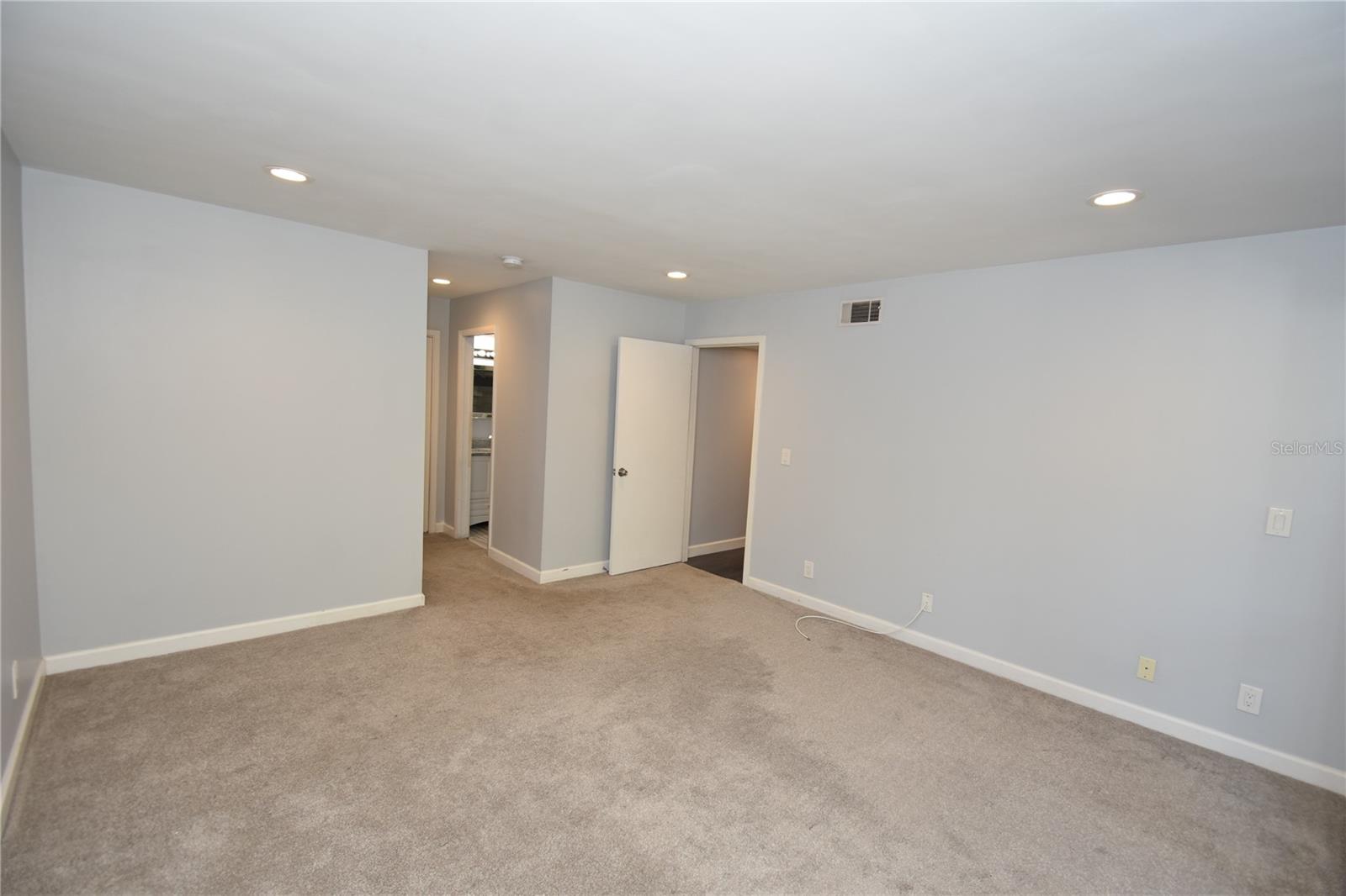 56 CLUB HOUSE DR #206, PALM COAST, FL, 32137