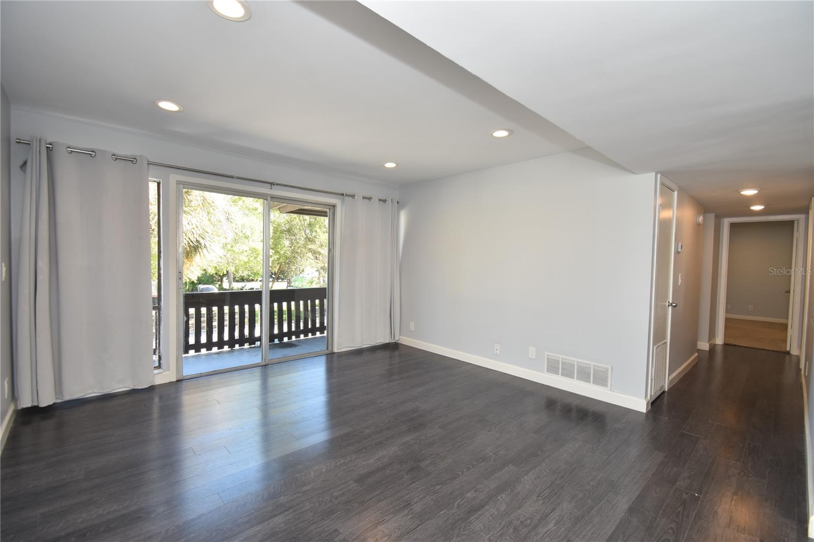 56 CLUB HOUSE DR #206, PALM COAST, FL, 32137