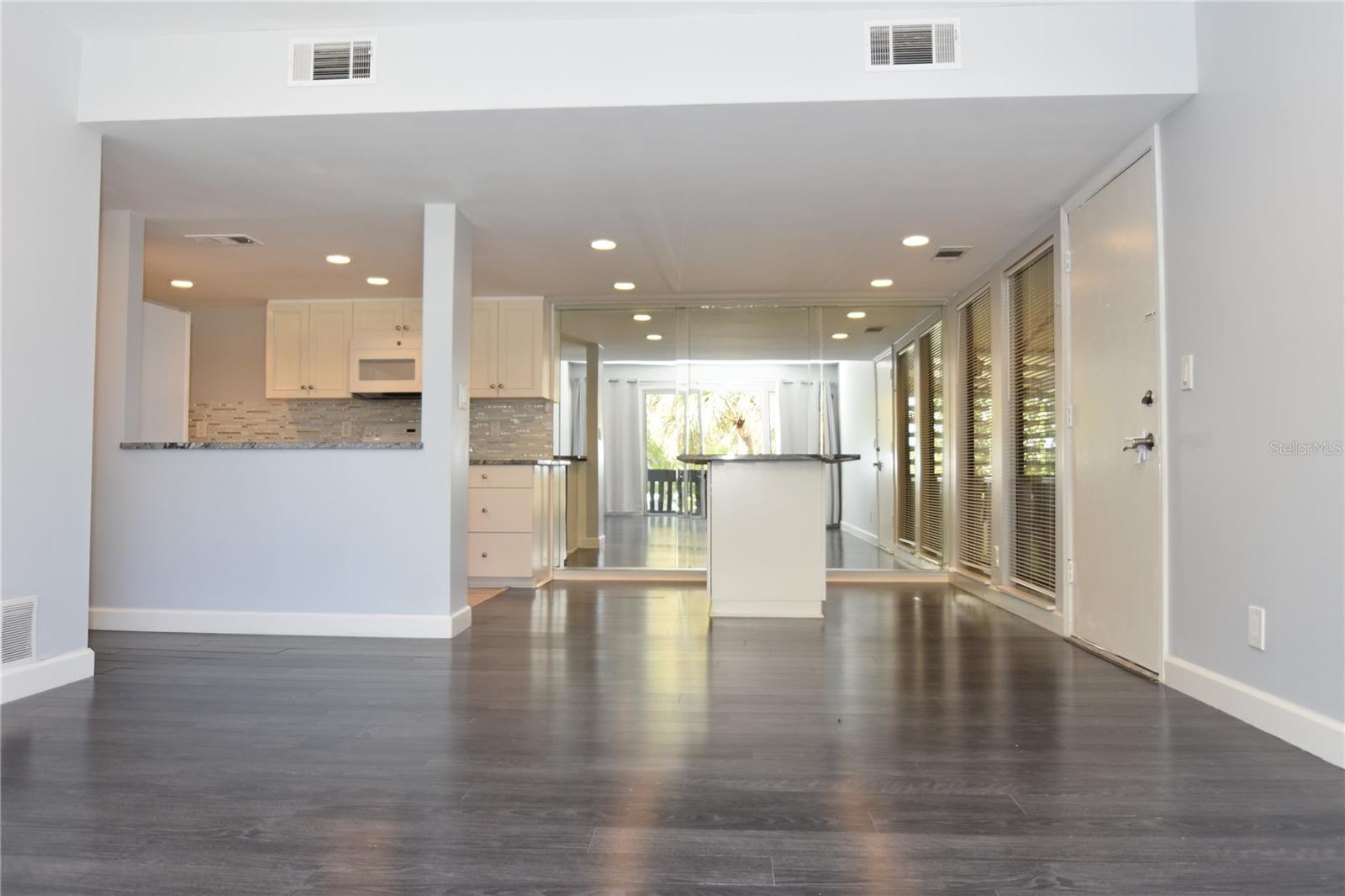 56 CLUB HOUSE DR #206, PALM COAST, FL, 32137