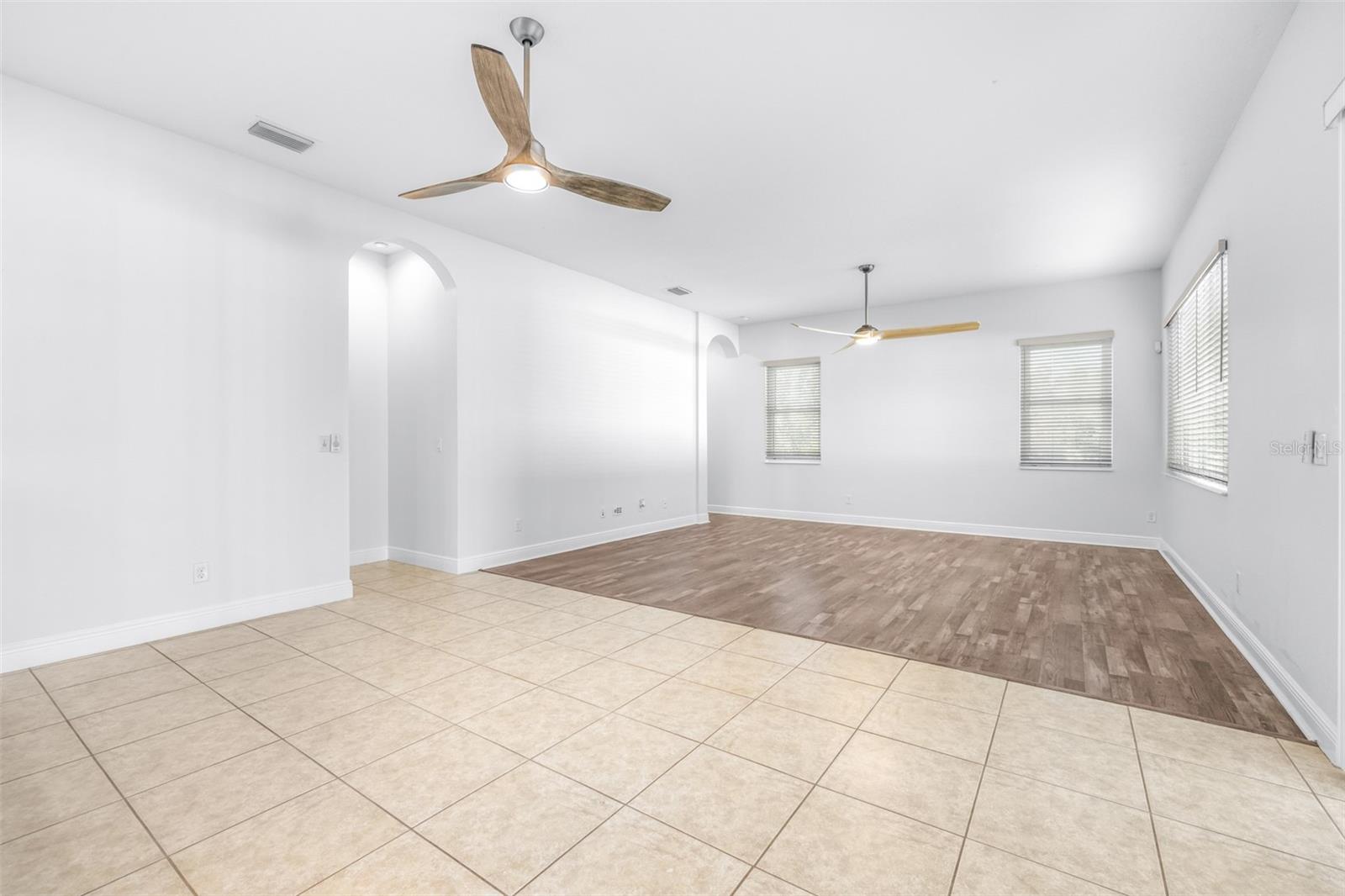 8919 CRYSTAL CREEK CT, LAND O LAKES, FL, 34638