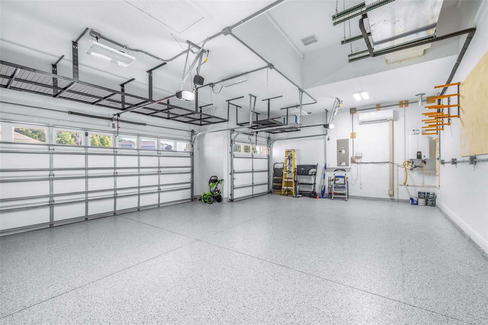 8919 CRYSTAL CREEK CT, LAND O LAKES, FL, 34638