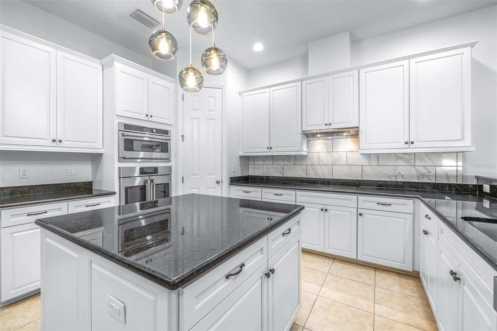 8919 CRYSTAL CREEK CT, LAND O LAKES, FL, 34638