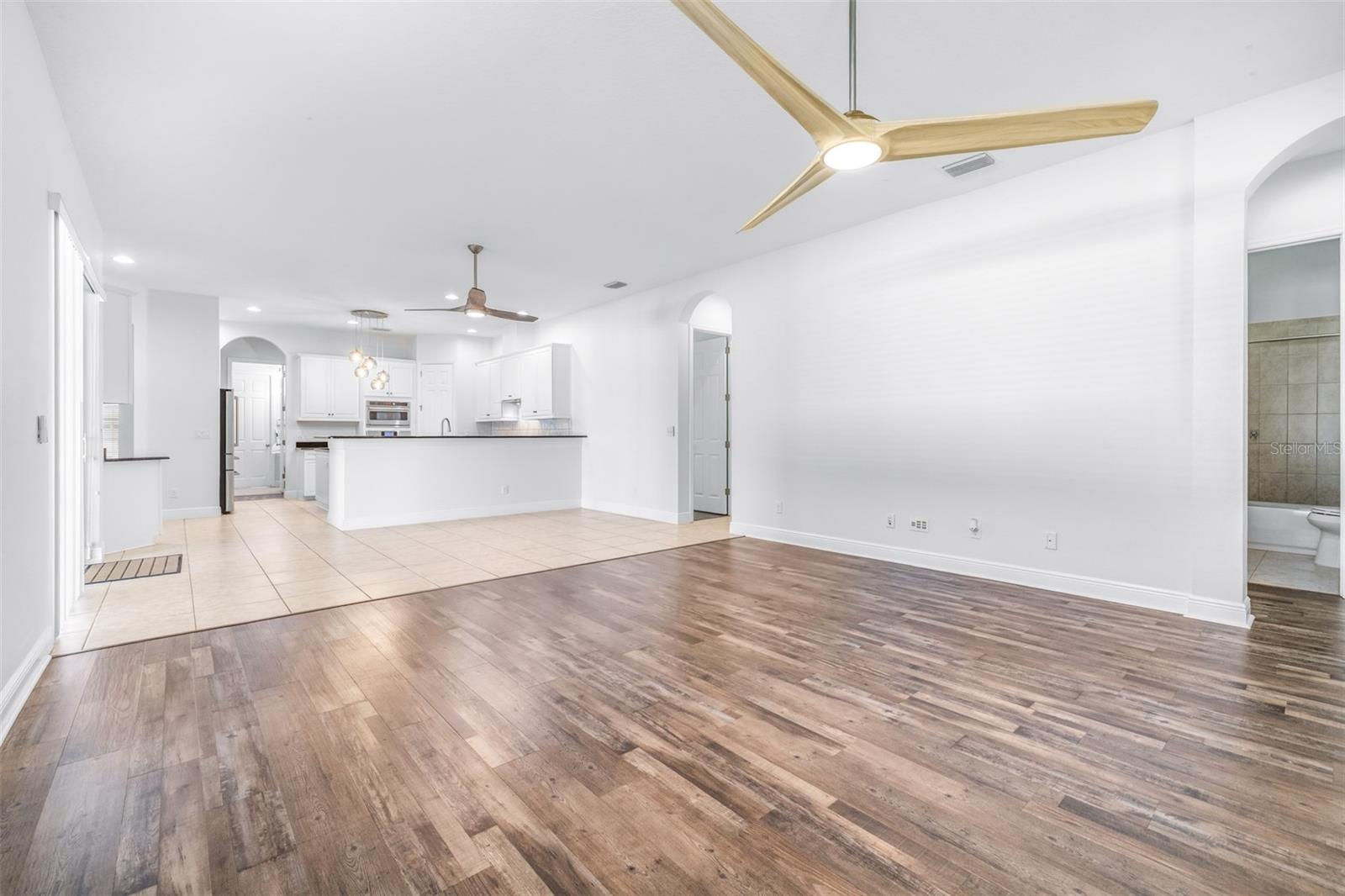 8919 CRYSTAL CREEK CT, LAND O LAKES, FL, 34638