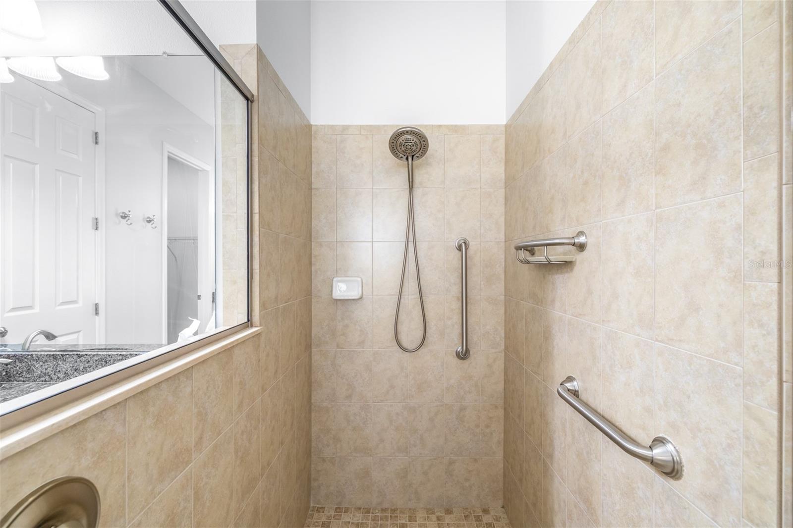 8919 CRYSTAL CREEK CT, LAND O LAKES, FL, 34638