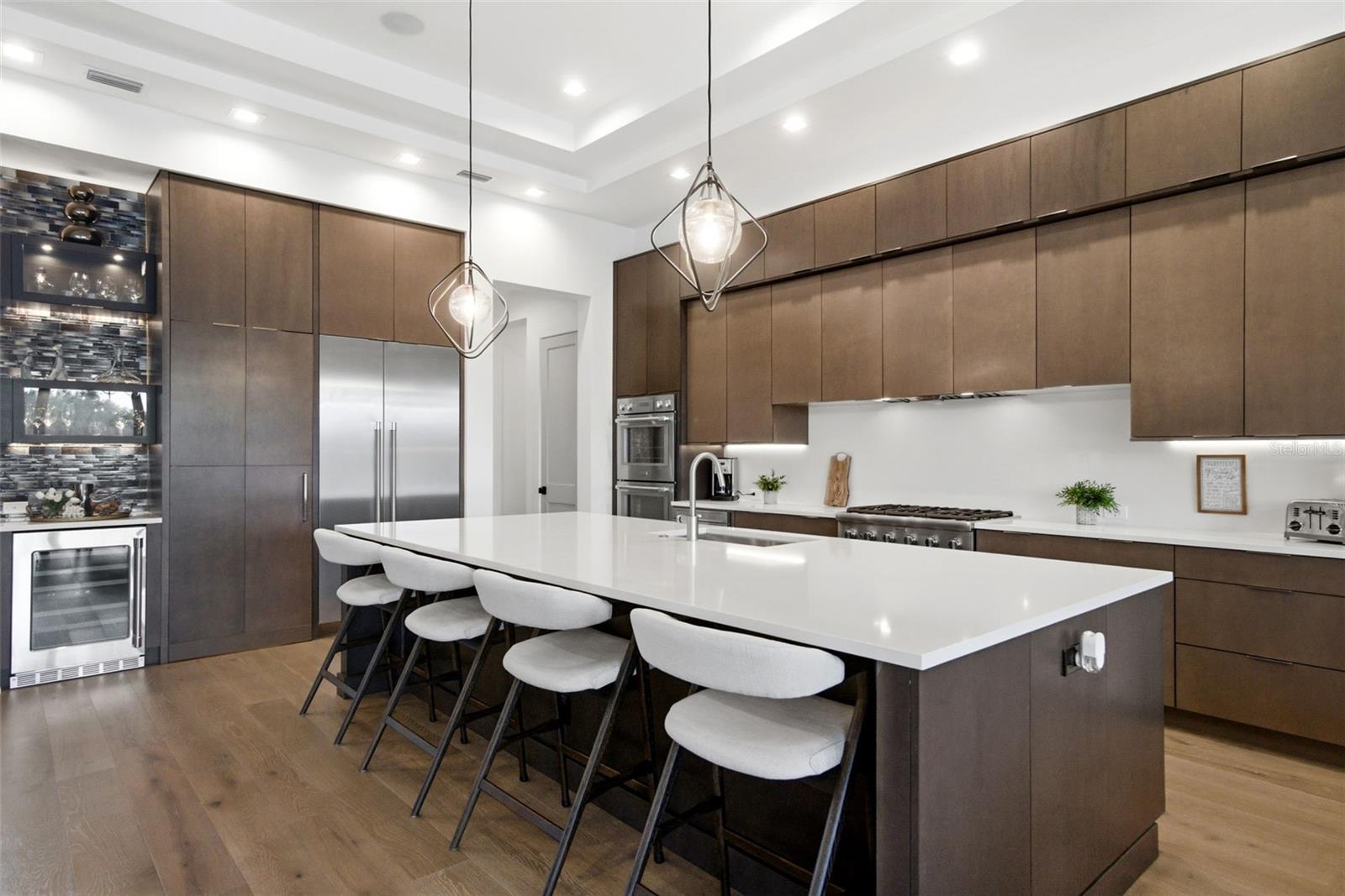 A4668742 Property Photo