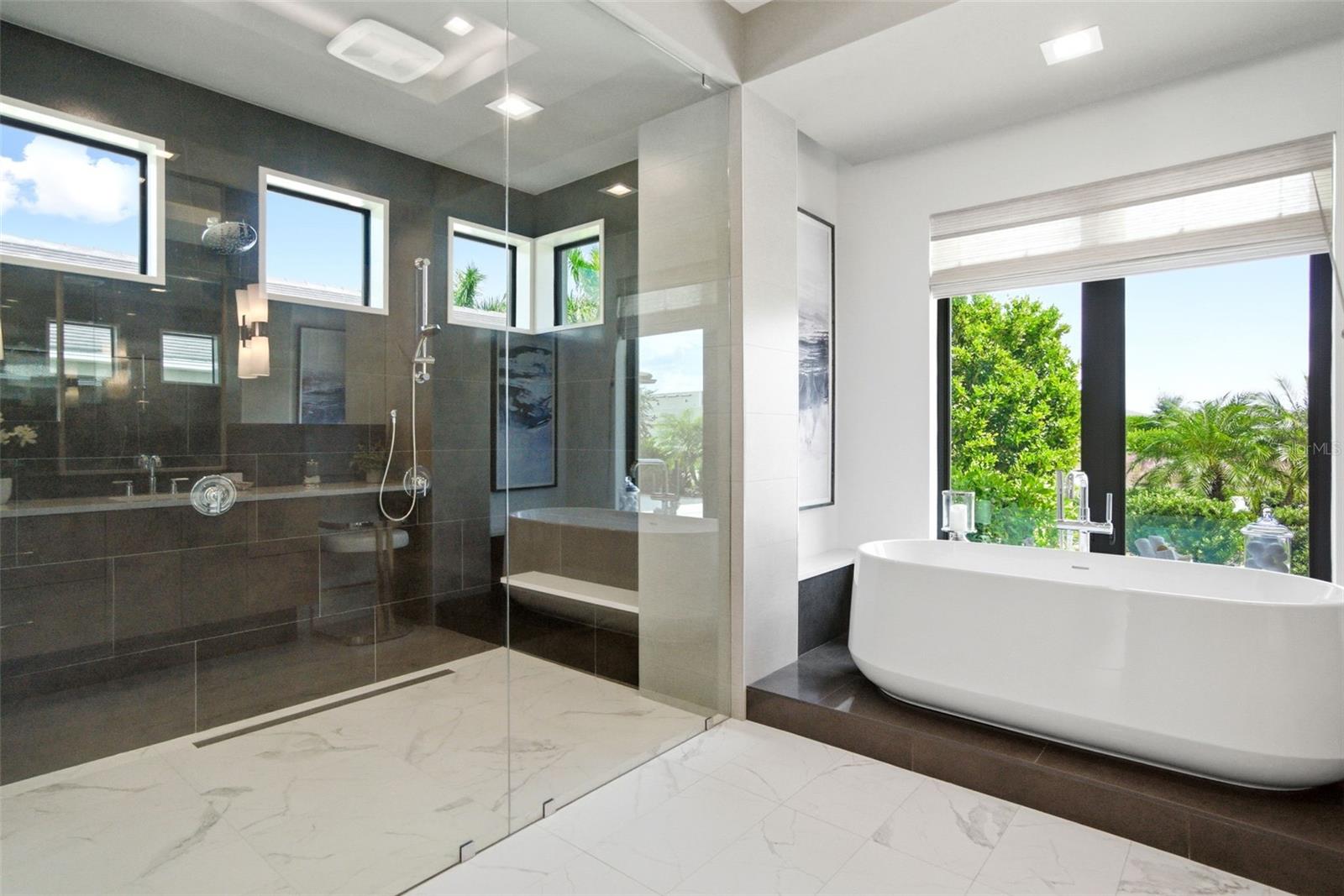 A4668742 Property Photo