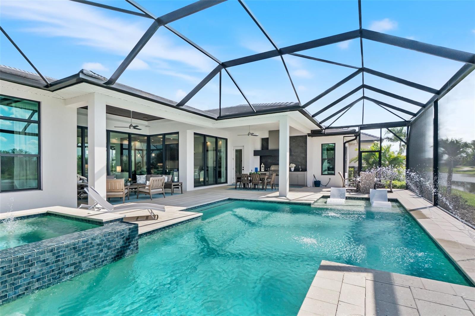 A4668742 Property Photo