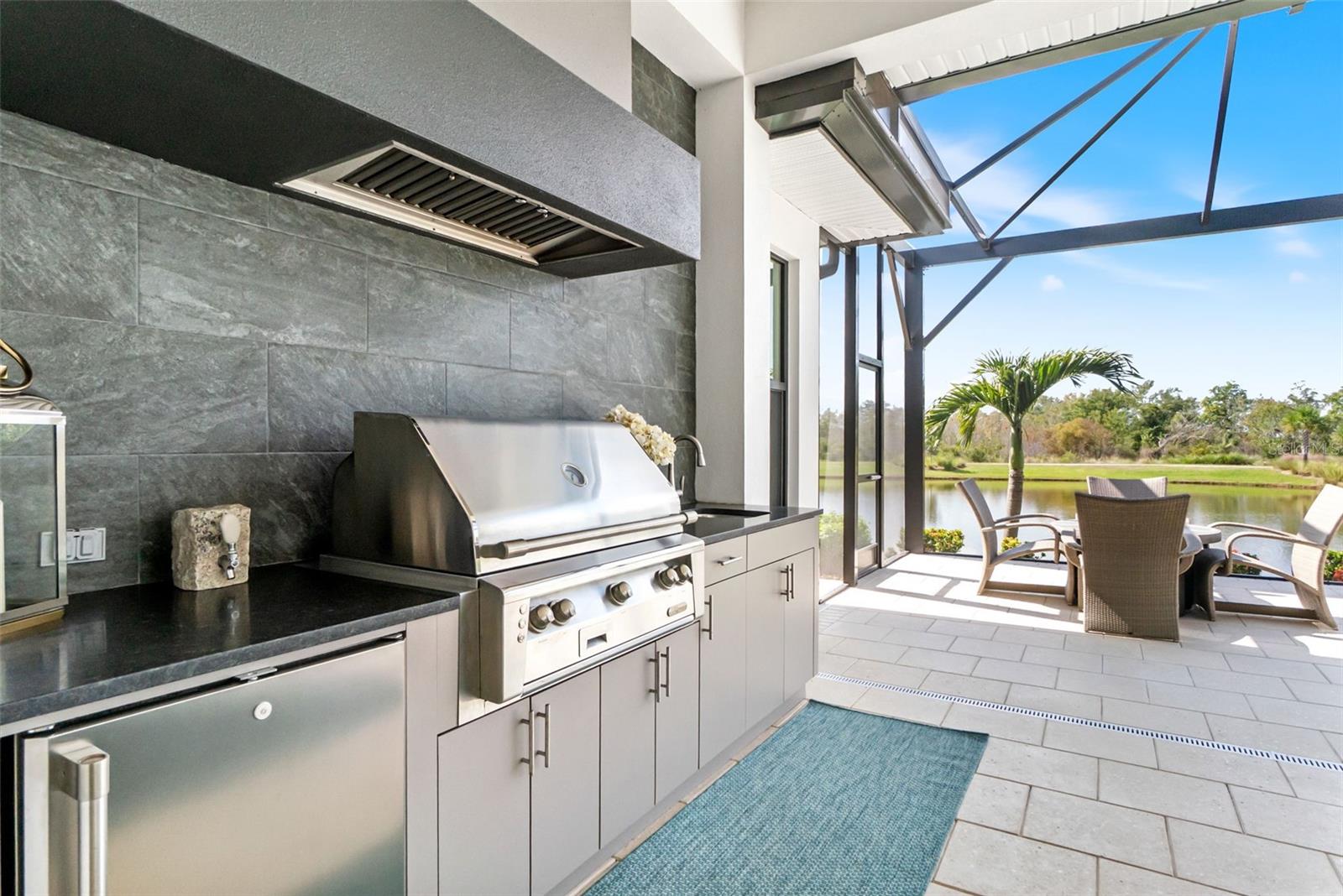 A4668742 Property Photo