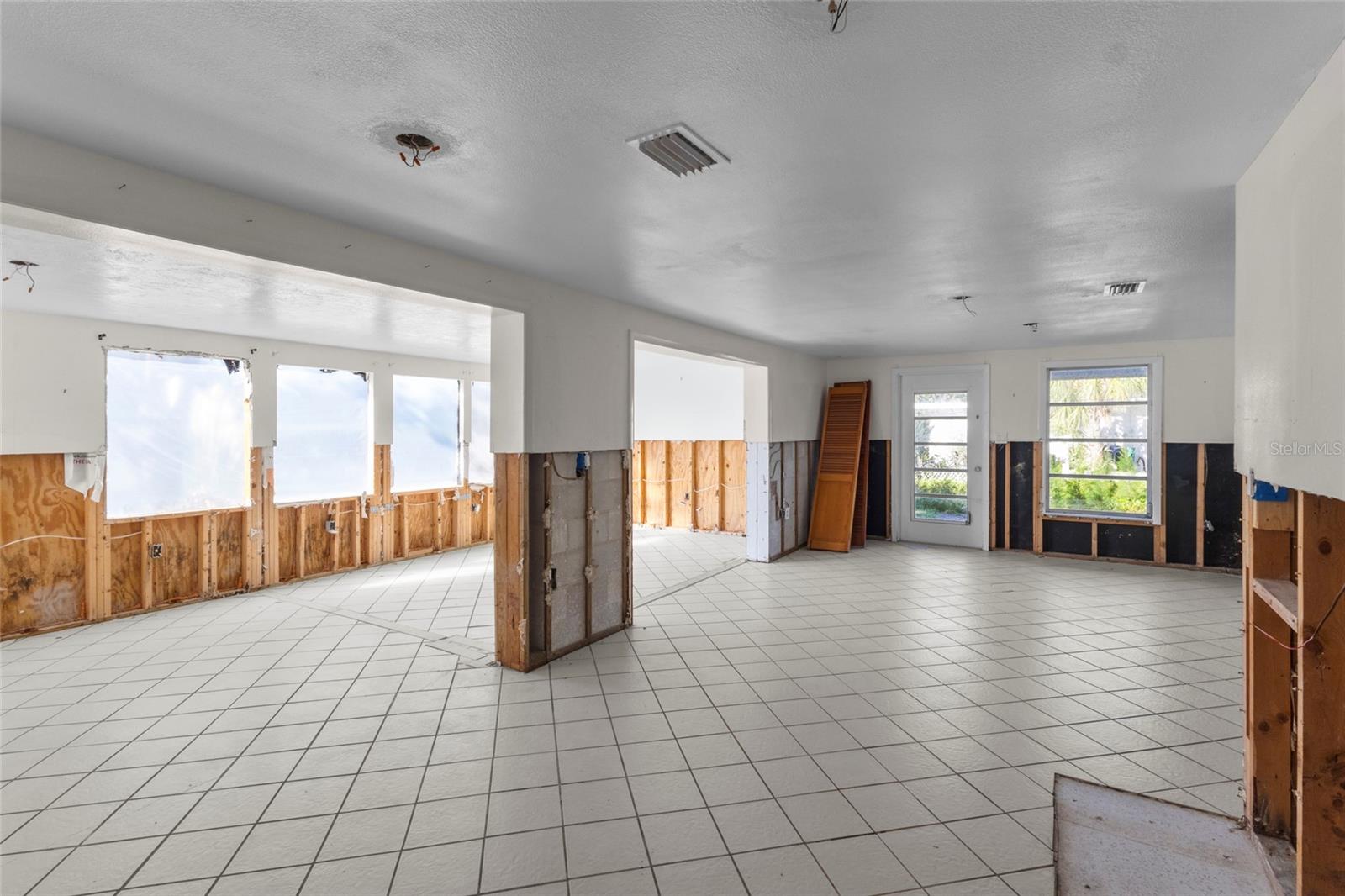 531 EDLEE LN, LONGBOAT KEY, FL, 34228