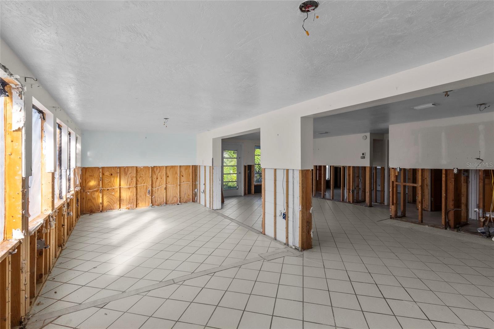 531 EDLEE LN, LONGBOAT KEY, FL, 34228