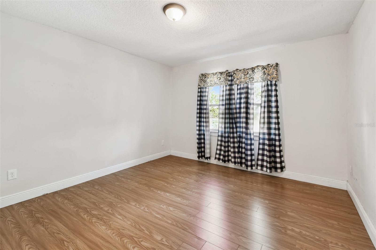 1610 N PIERCE ST, TAMPA, FL, 33602