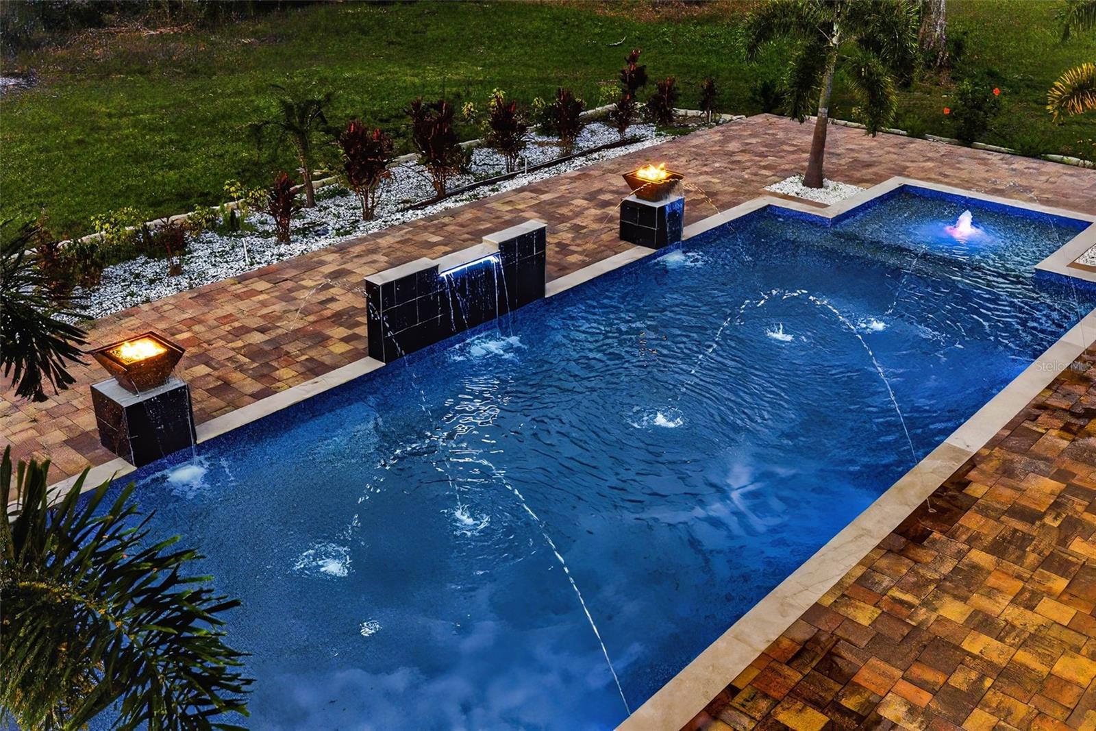 TB8438650 Property Photo