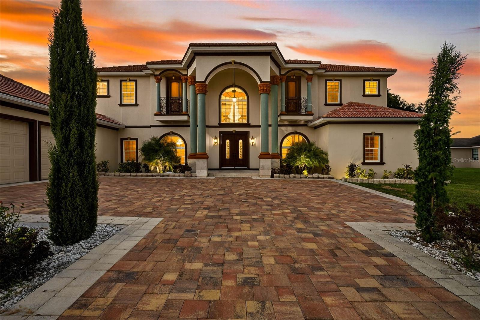 TB8438650 Property Photo