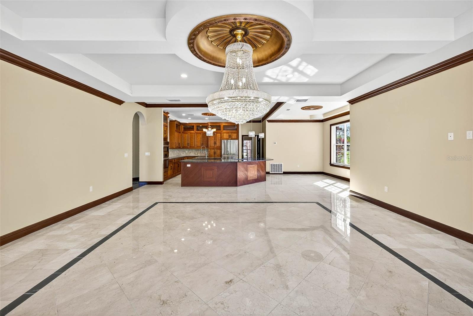 TB8438650 Property Photo