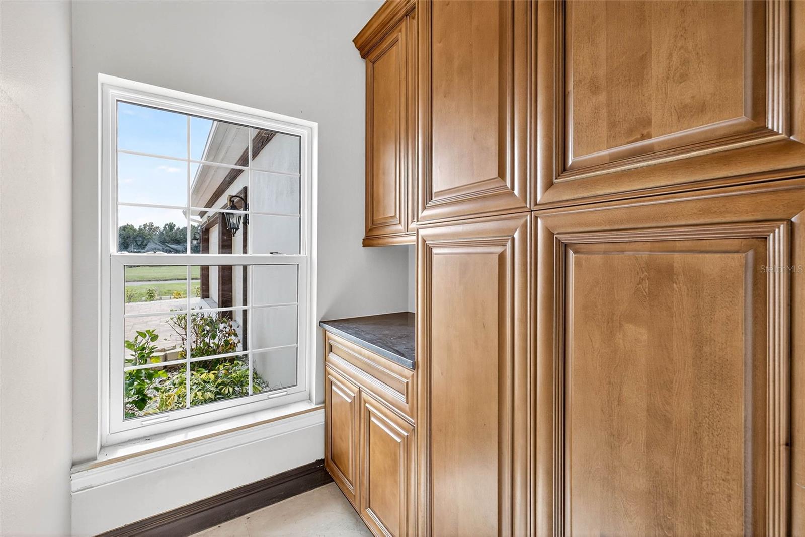 TB8438650 Property Photo