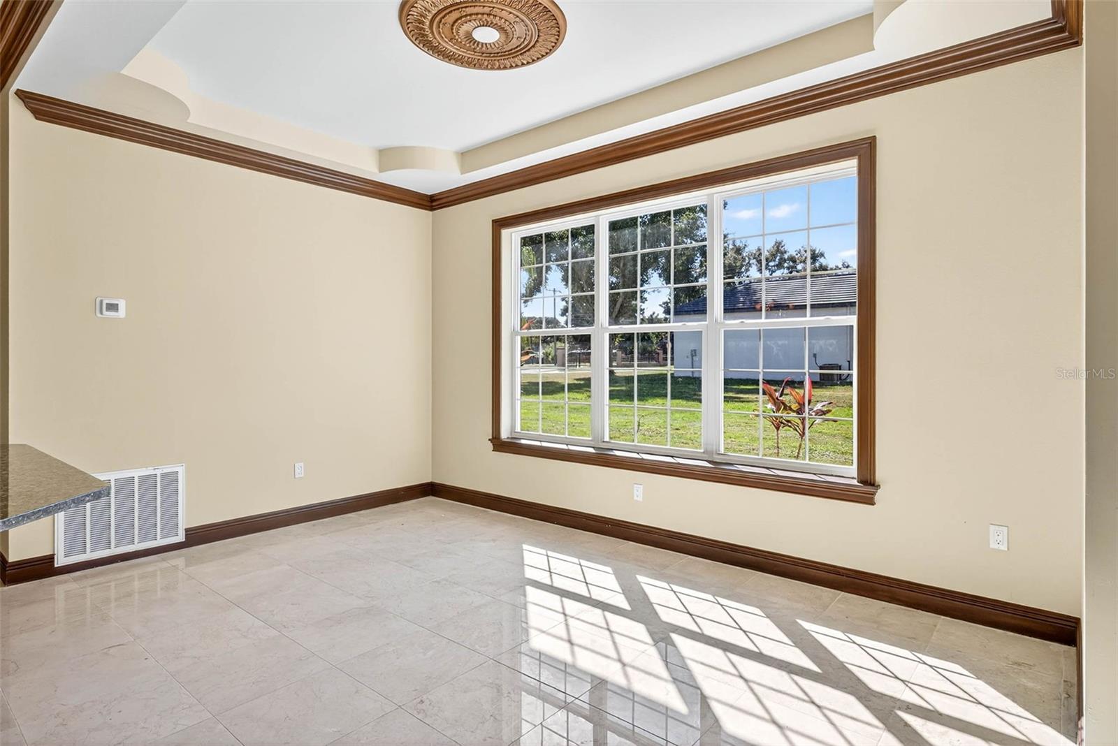 TB8438650 Property Photo