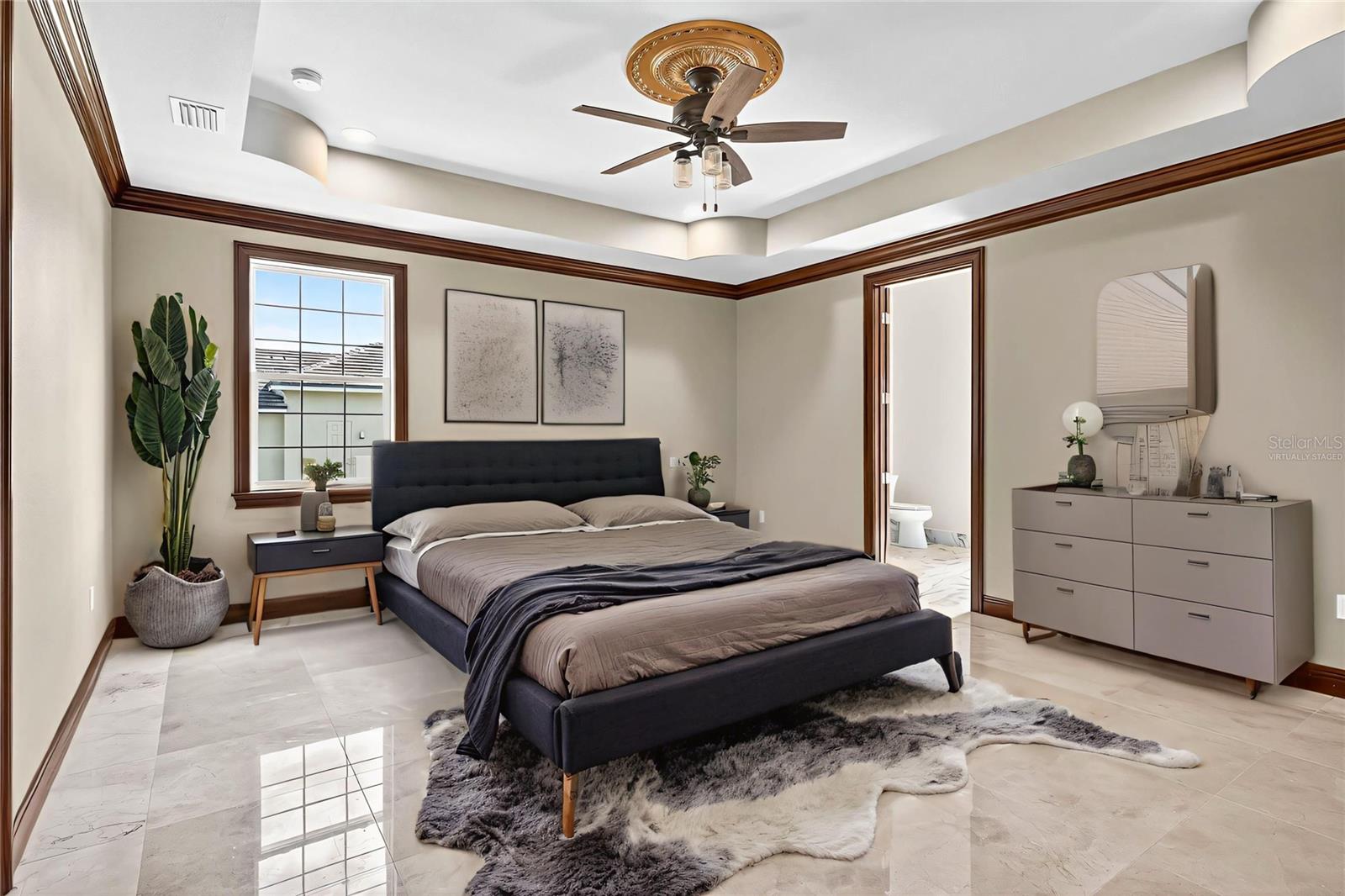 TB8438650 Property Photo