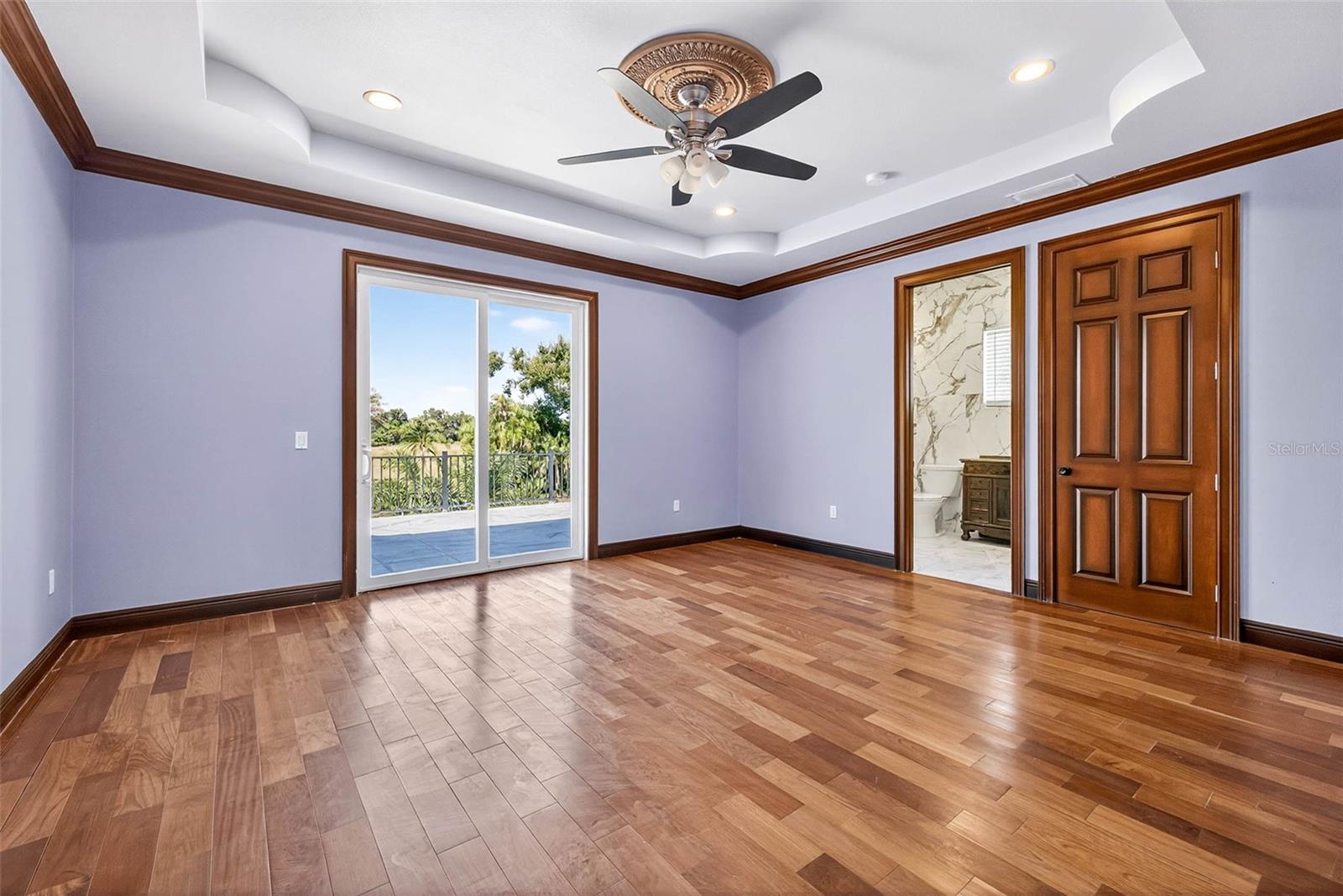 TB8438650 Property Photo