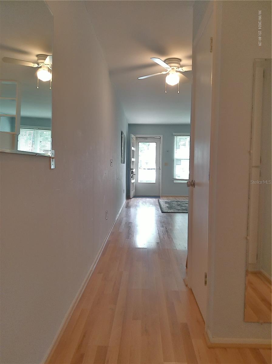 W7879946 Property Photo