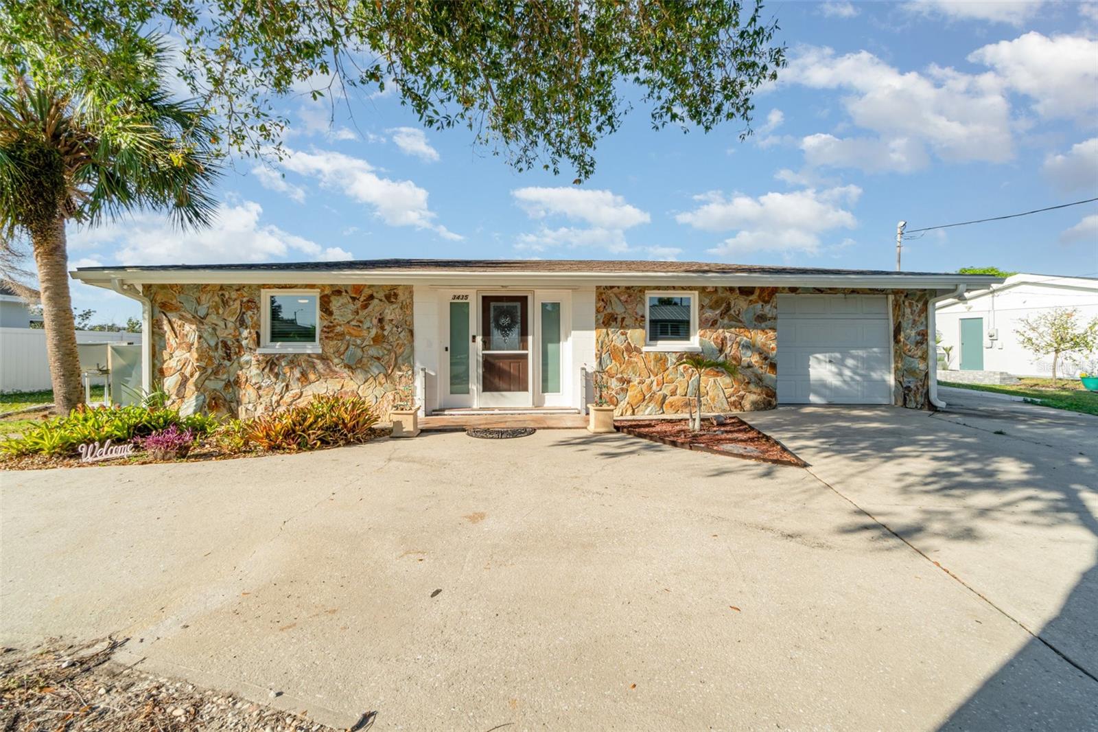 3435 PINETREE ST, PORT CHARLOTTE, FL, 33952