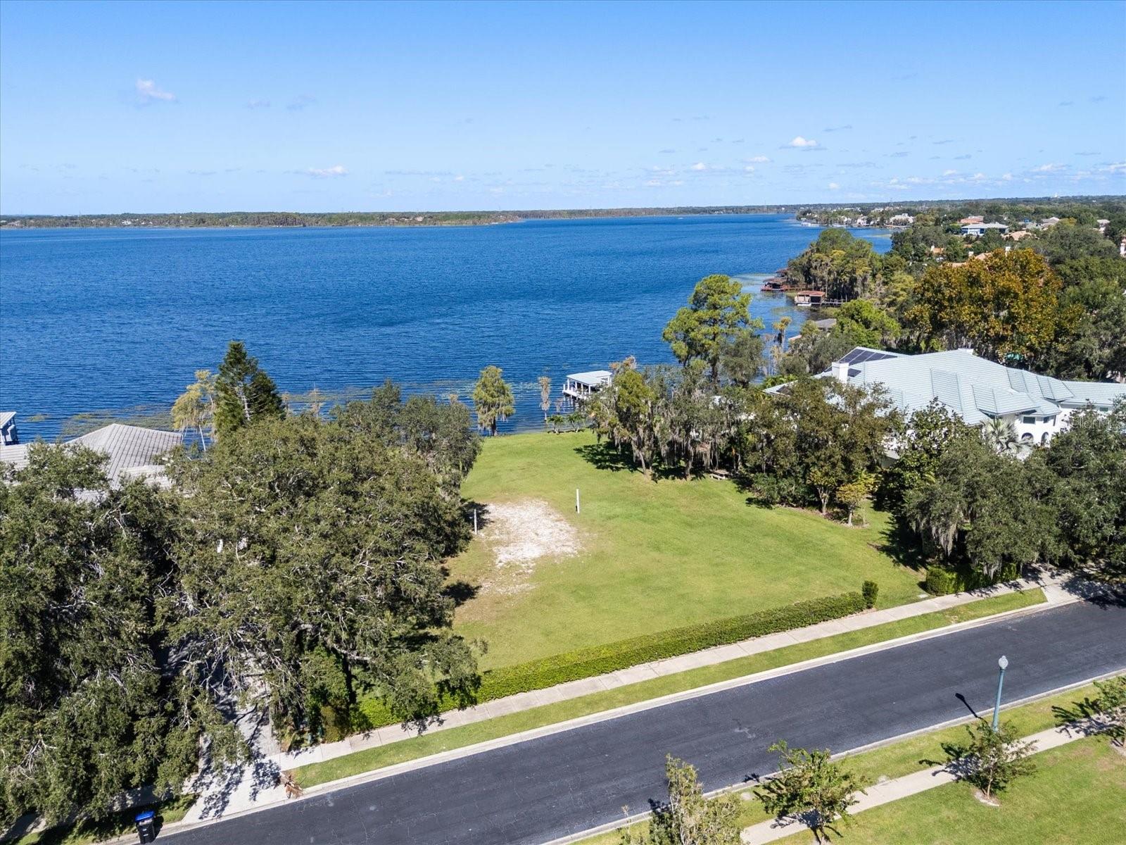 O6353160 Property Photo