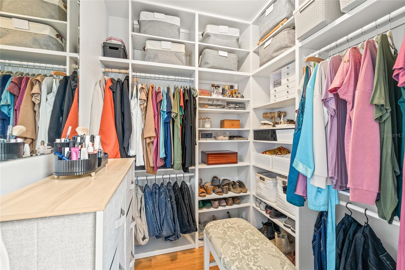 Walk-in Closet