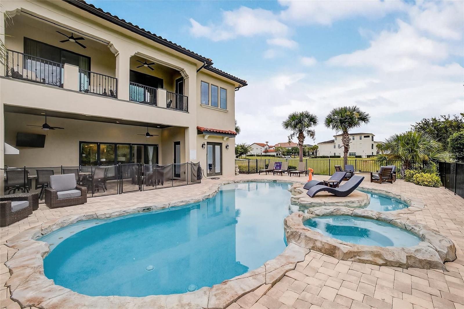 O6353227 Property Photo