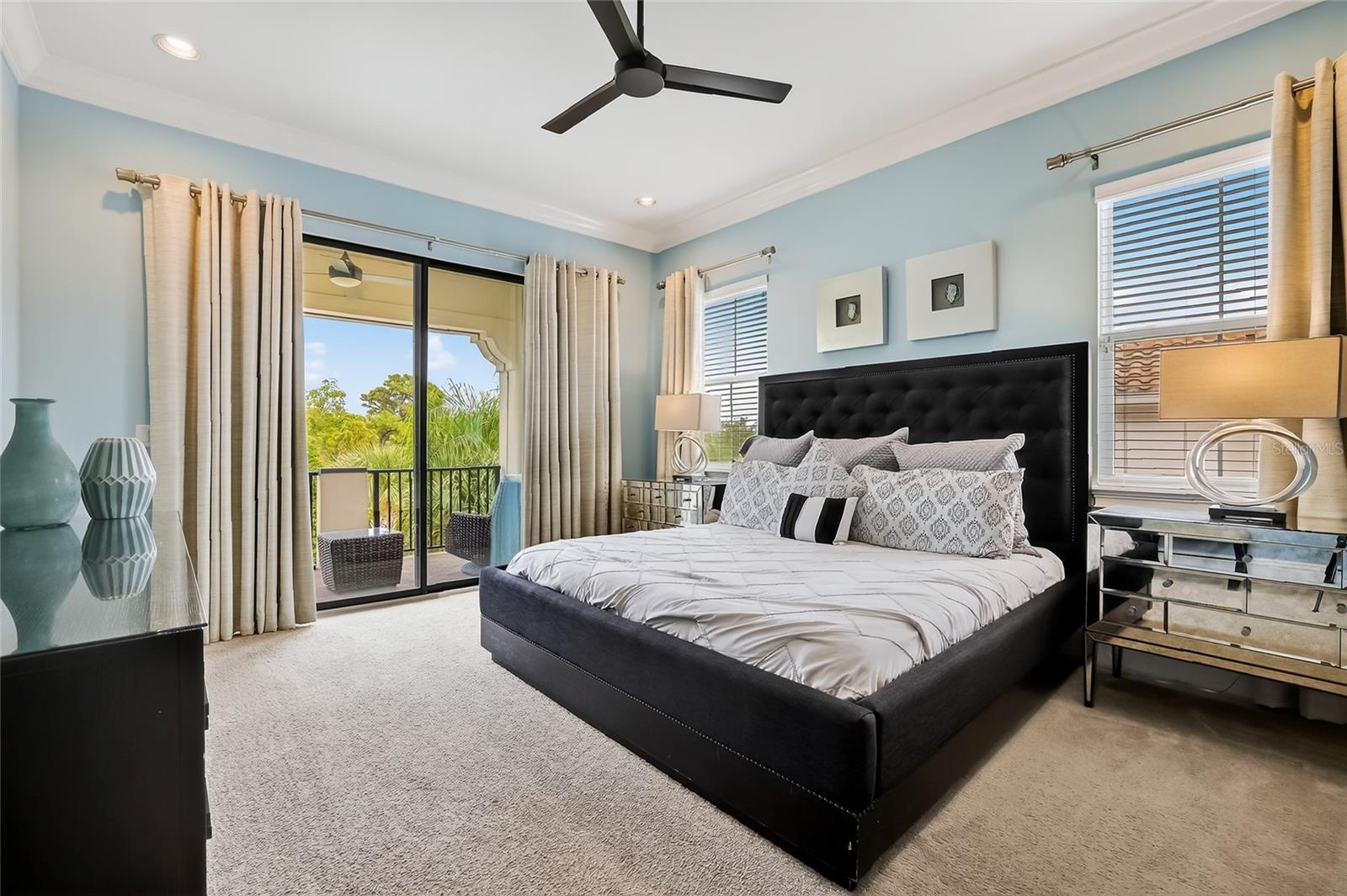 O6353227 Property Photo