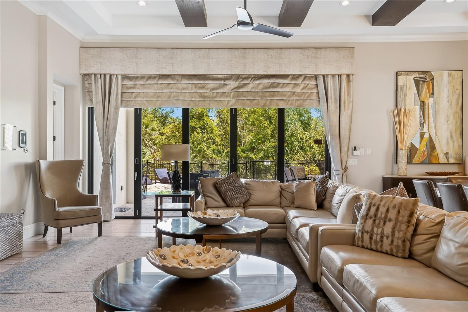 O6353227 Property Photo