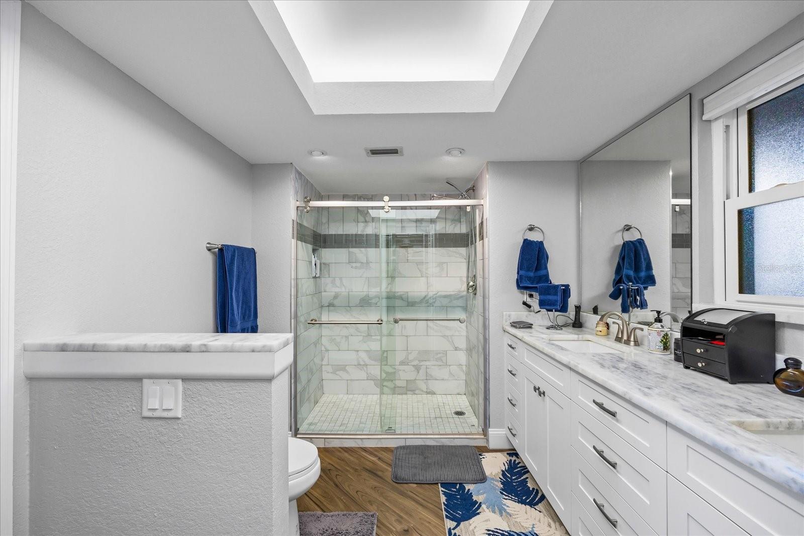 5200 BRITTANY DR S #303, ST PETERSBURG, FL, 33715