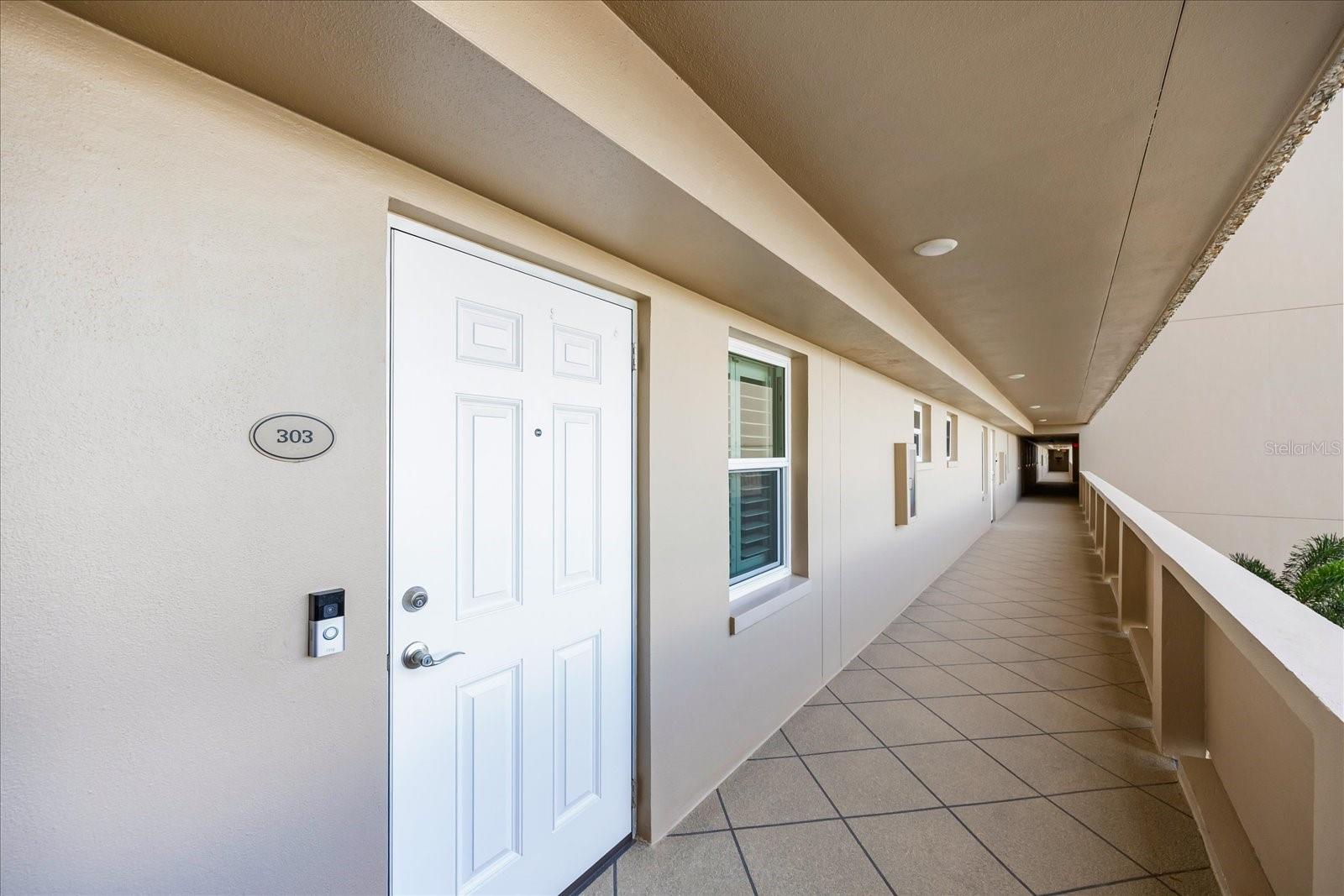 5200 BRITTANY DR S #303, ST PETERSBURG, FL, 33715