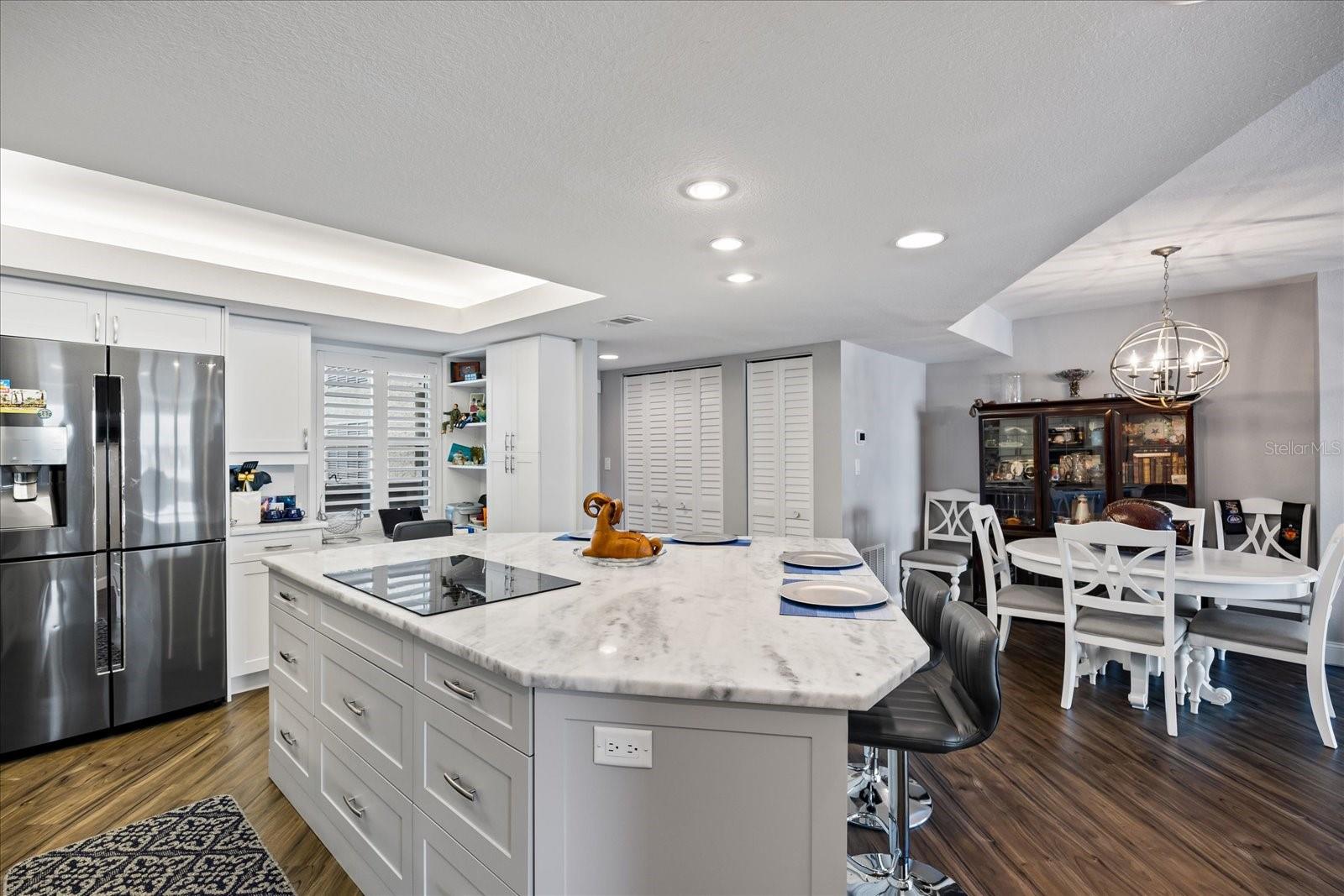 5200 BRITTANY DR S #303, ST PETERSBURG, FL, 33715