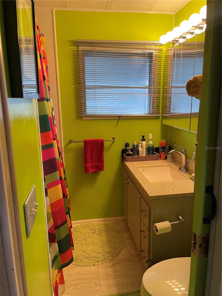 A4668782 Property Photo