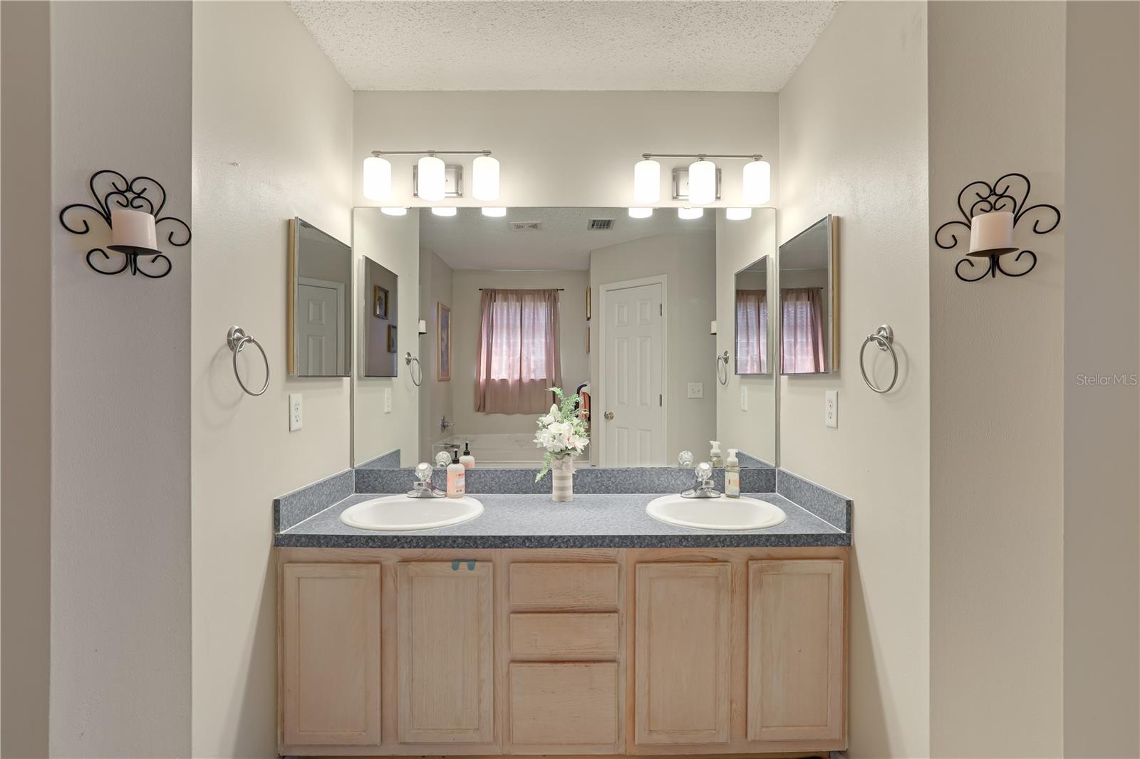 701 CAMP FRANCIS JOHNSON RD, ORANGE PARK, FL, 32065