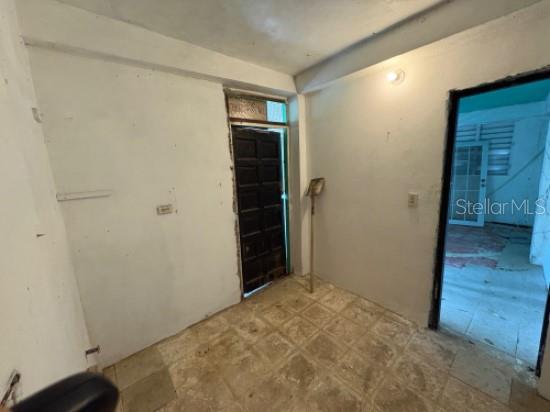 PR9116758 Property Photo