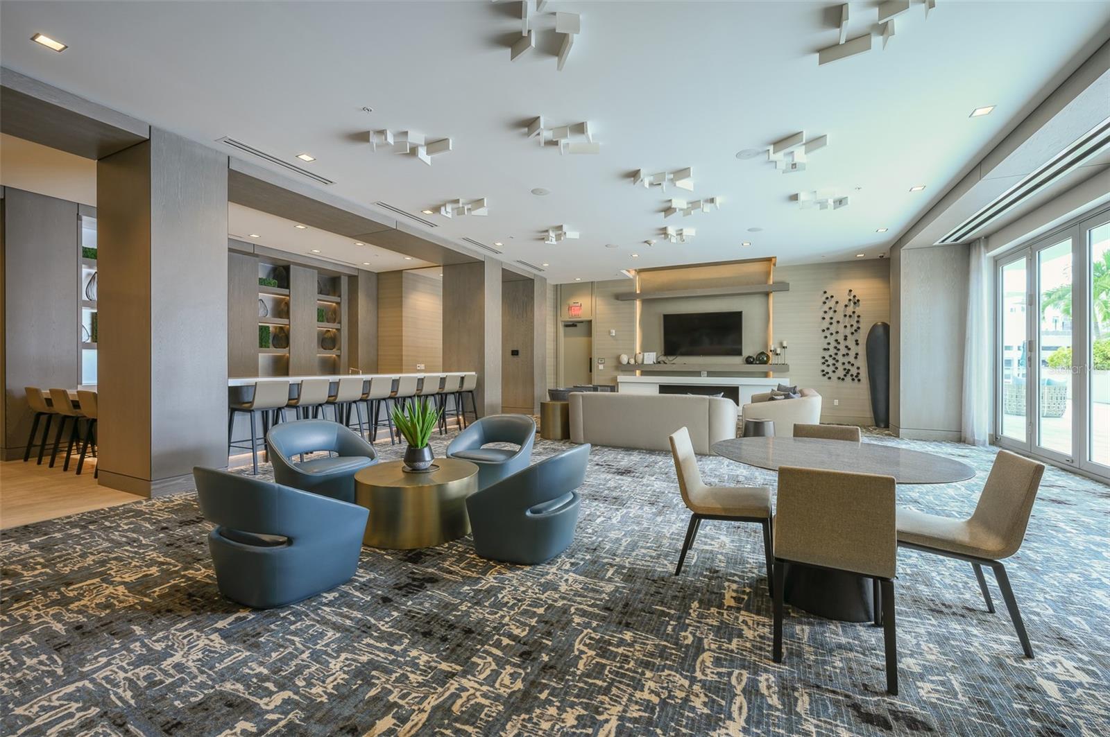 111 S PINEAPPLE AVE #1013, SARASOTA, FL, 34236