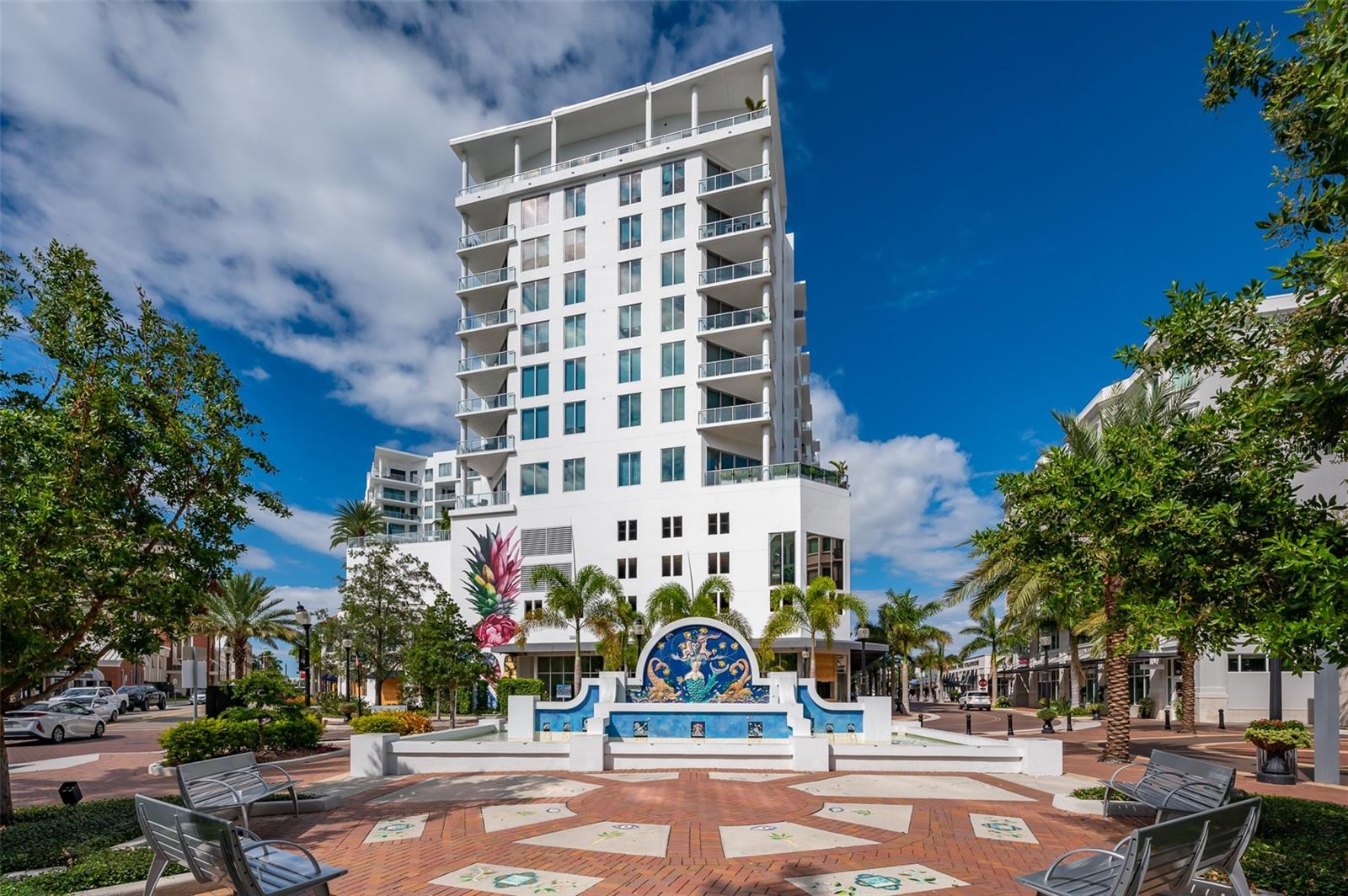 111 S PINEAPPLE AVE #1013, SARASOTA, FL, 34236