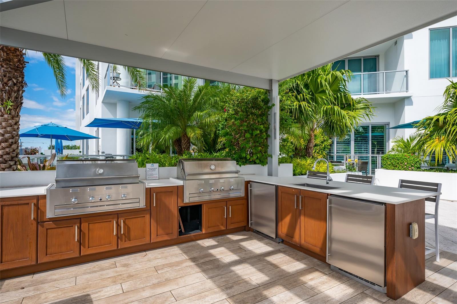 111 S PINEAPPLE AVE #1013, SARASOTA, FL, 34236