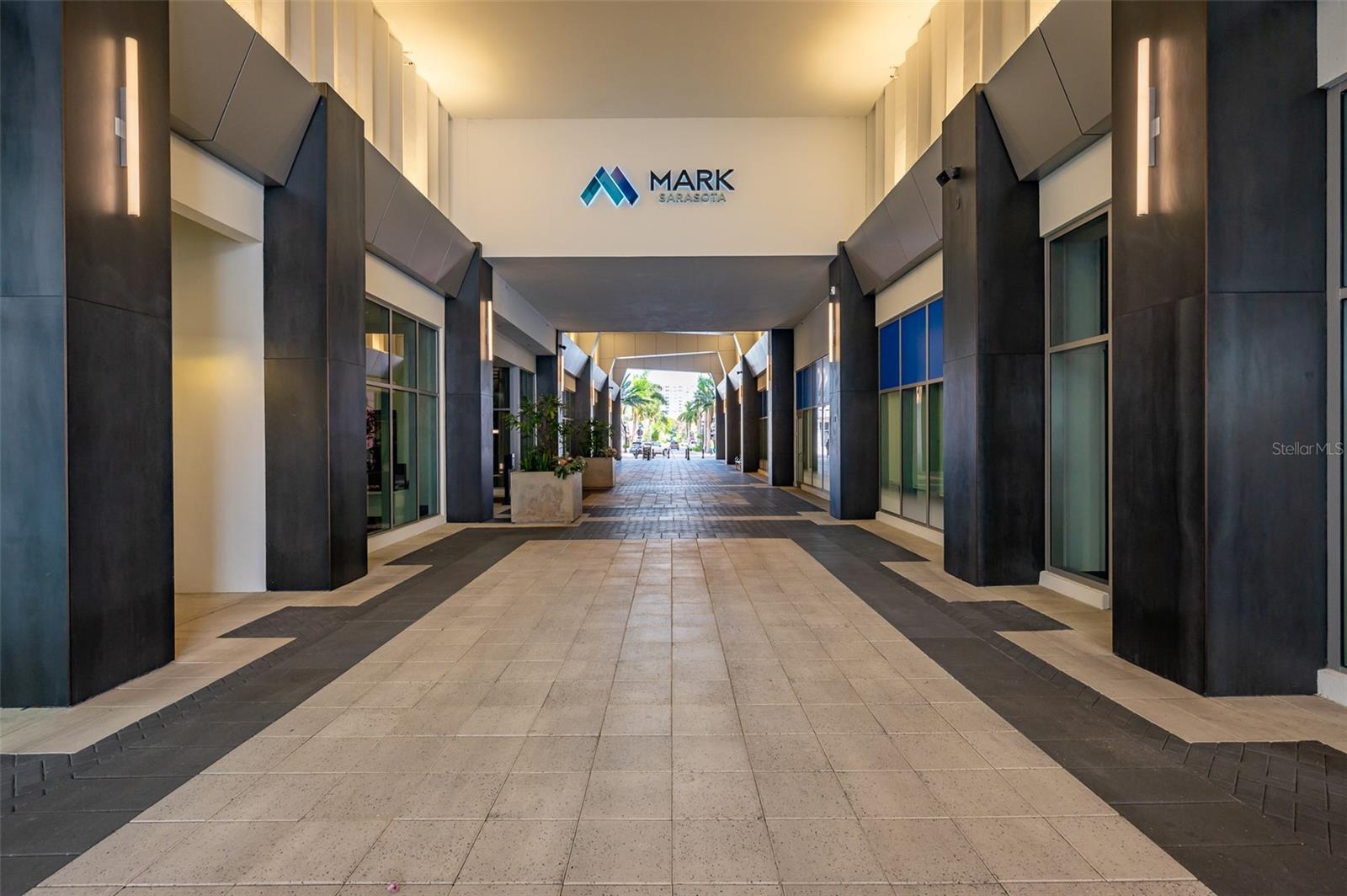 111 S PINEAPPLE AVE #1013, SARASOTA, FL, 34236