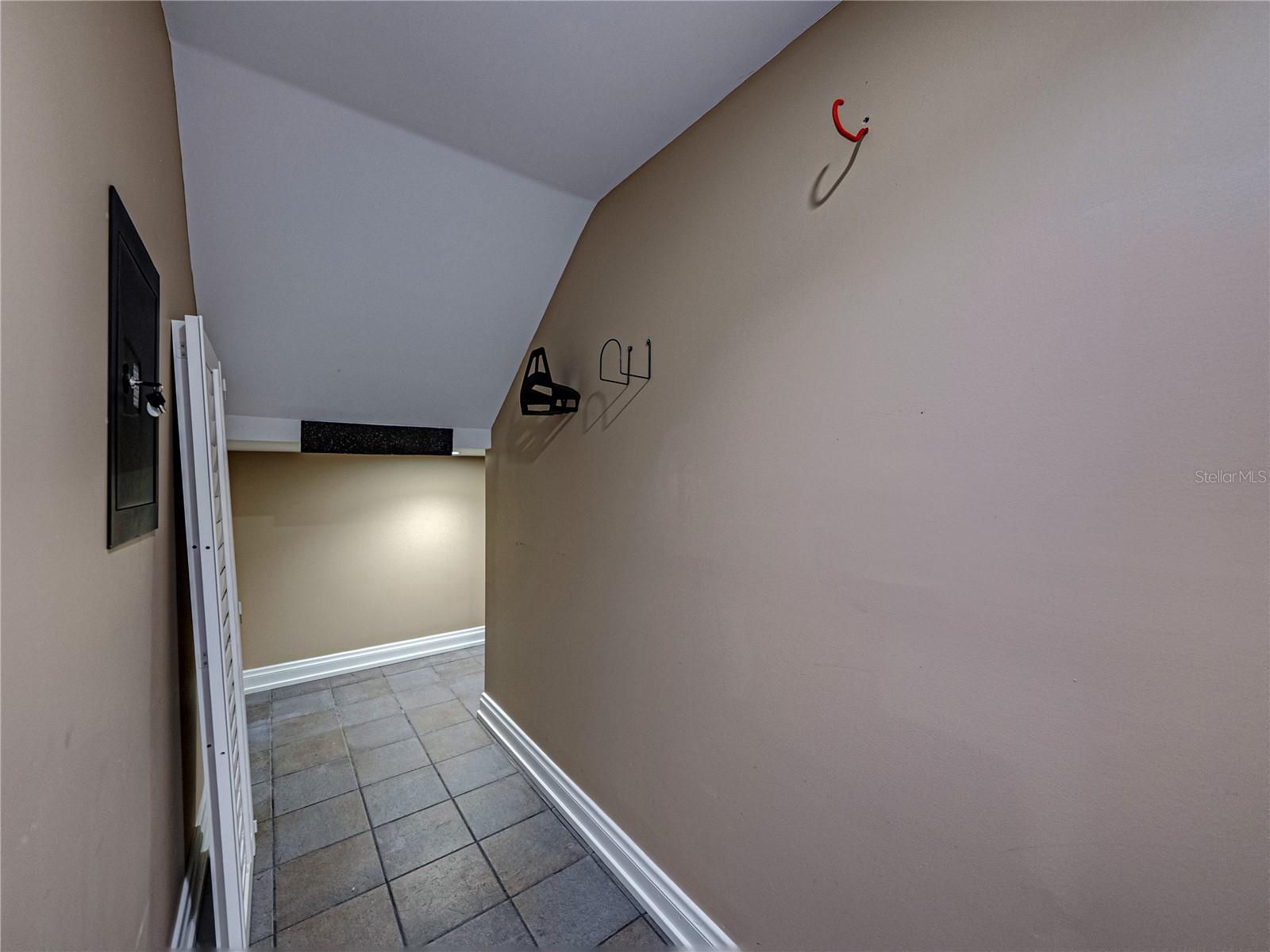 3001 W SAN RAFAEL ST, TAMPA, FL, 33629