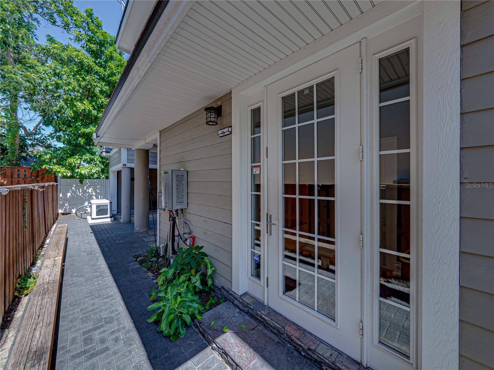 3001 W SAN RAFAEL ST, TAMPA, FL, 33629