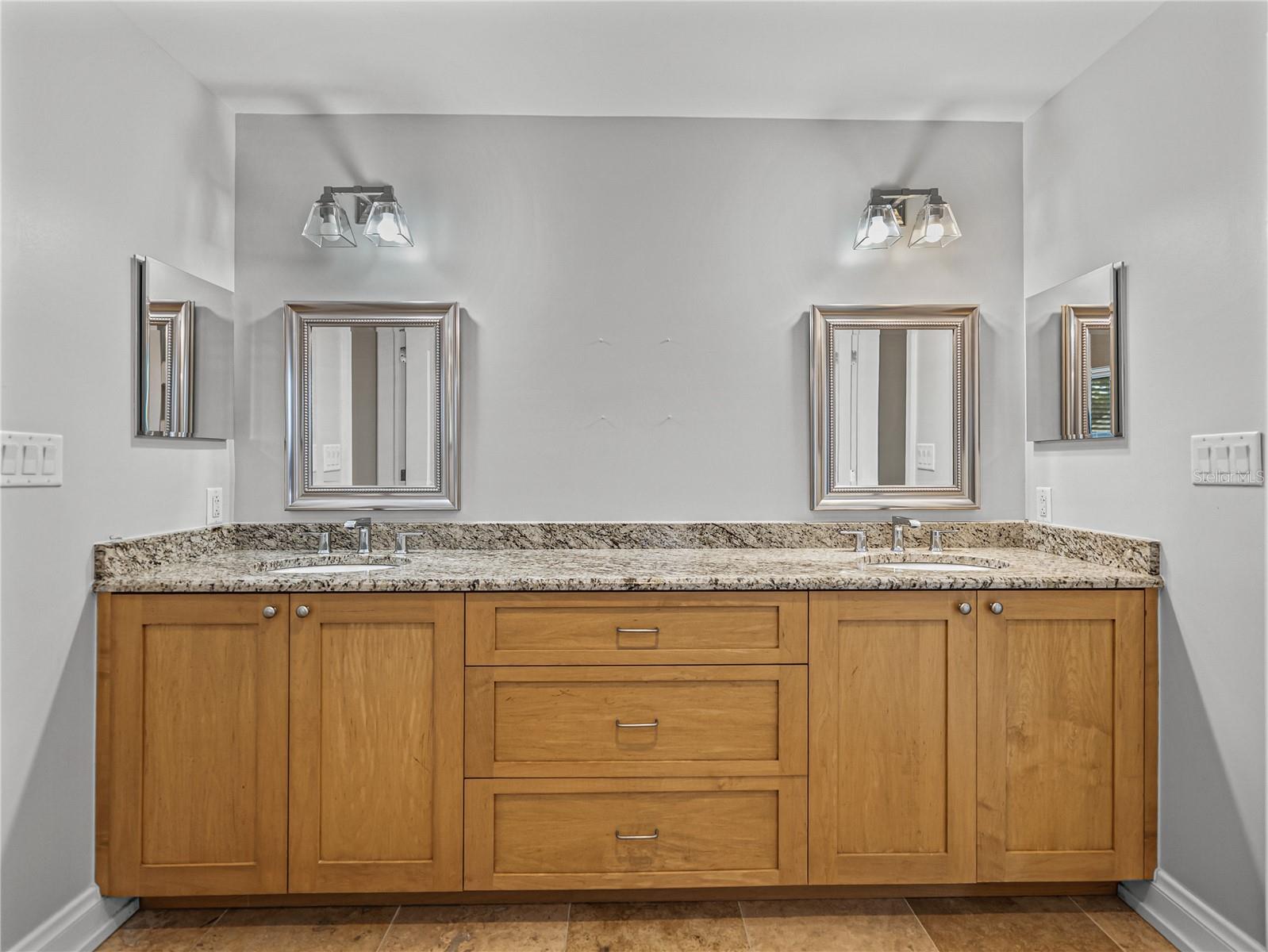 3001 W SAN RAFAEL ST, TAMPA, FL, 33629